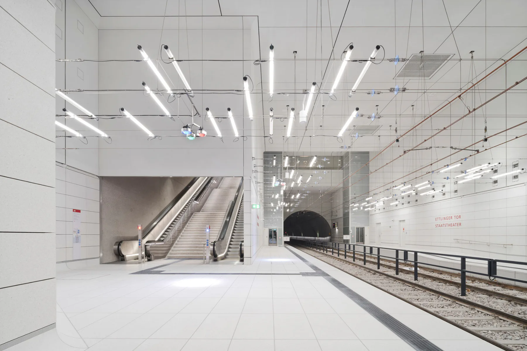 Finalist: Stadtbahntunnel Karlsruhe, Architektur: almmanwappner, Foto