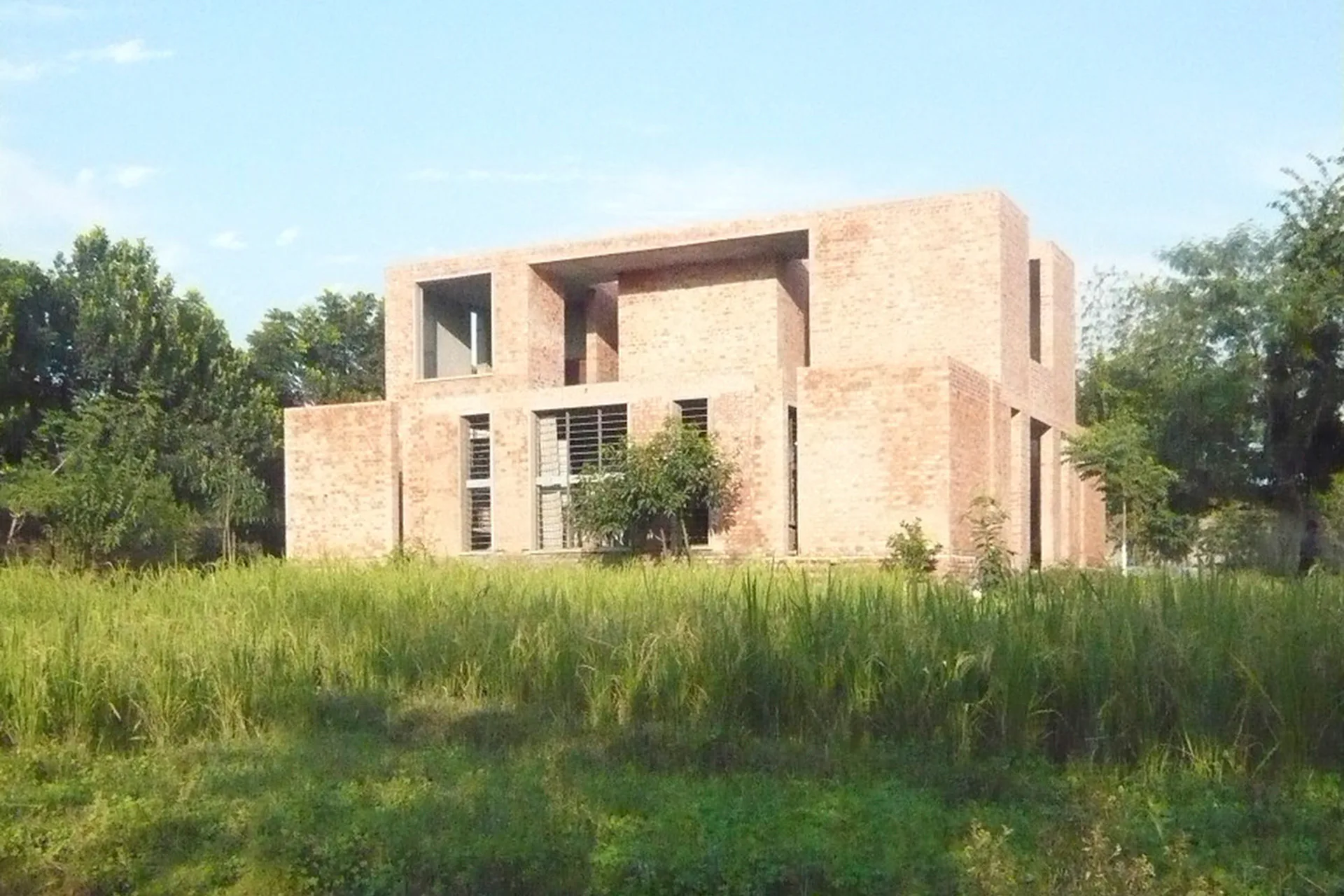 Rouf Villa at Faidabad