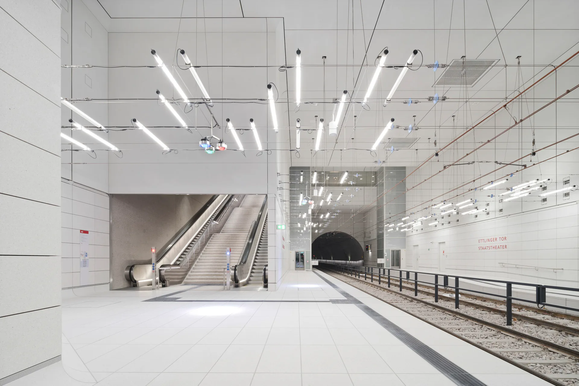 Finalist: Stadtbahntunnel Karlsruhe, Architektur: almmanwappner, Foto