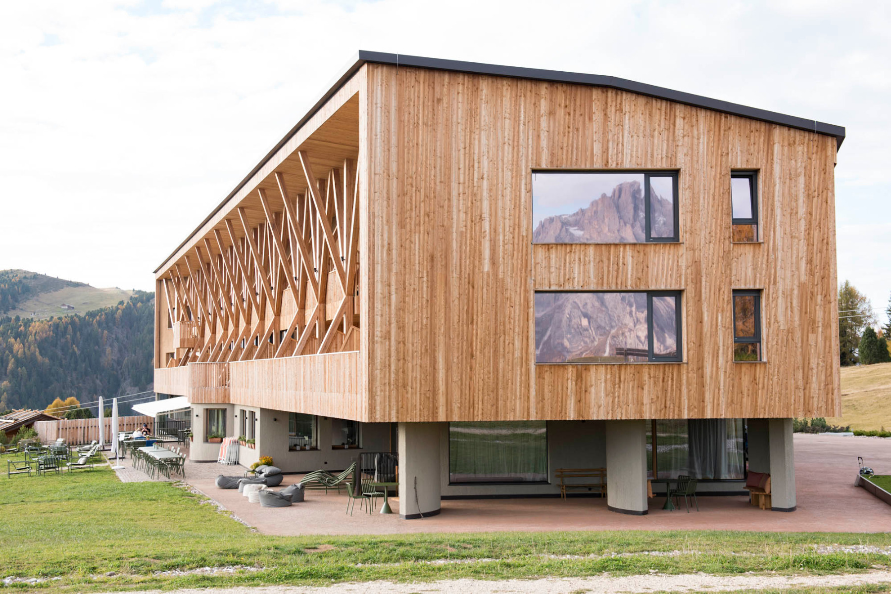 Hotel Icaro in den Dolomiten von Modus Architects