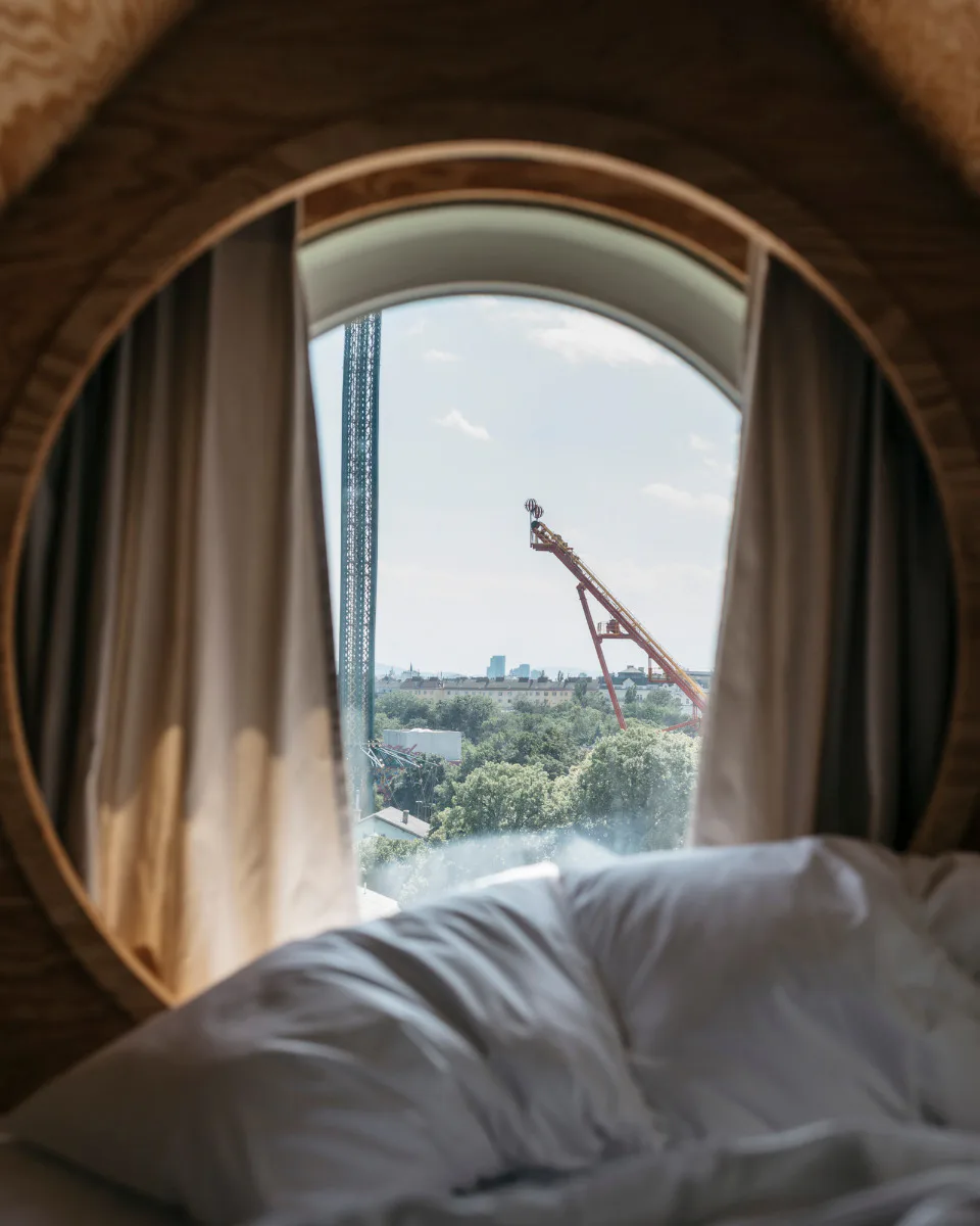 Vogelhaus mit Blick auf den Prater
