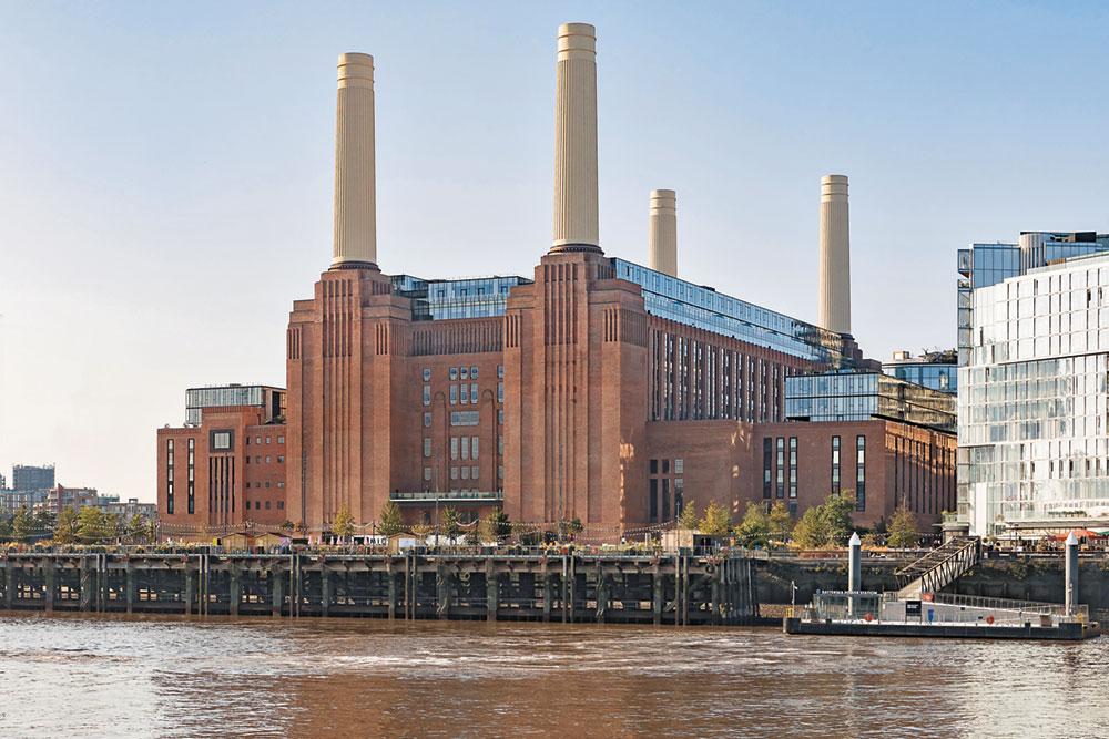 Post-fossil landmark: Battersea Power Station in London, redeveloped by Wilkinson Eyre. Buro Happold was responsible for the structural engineering and facade planning for the project, among other things.