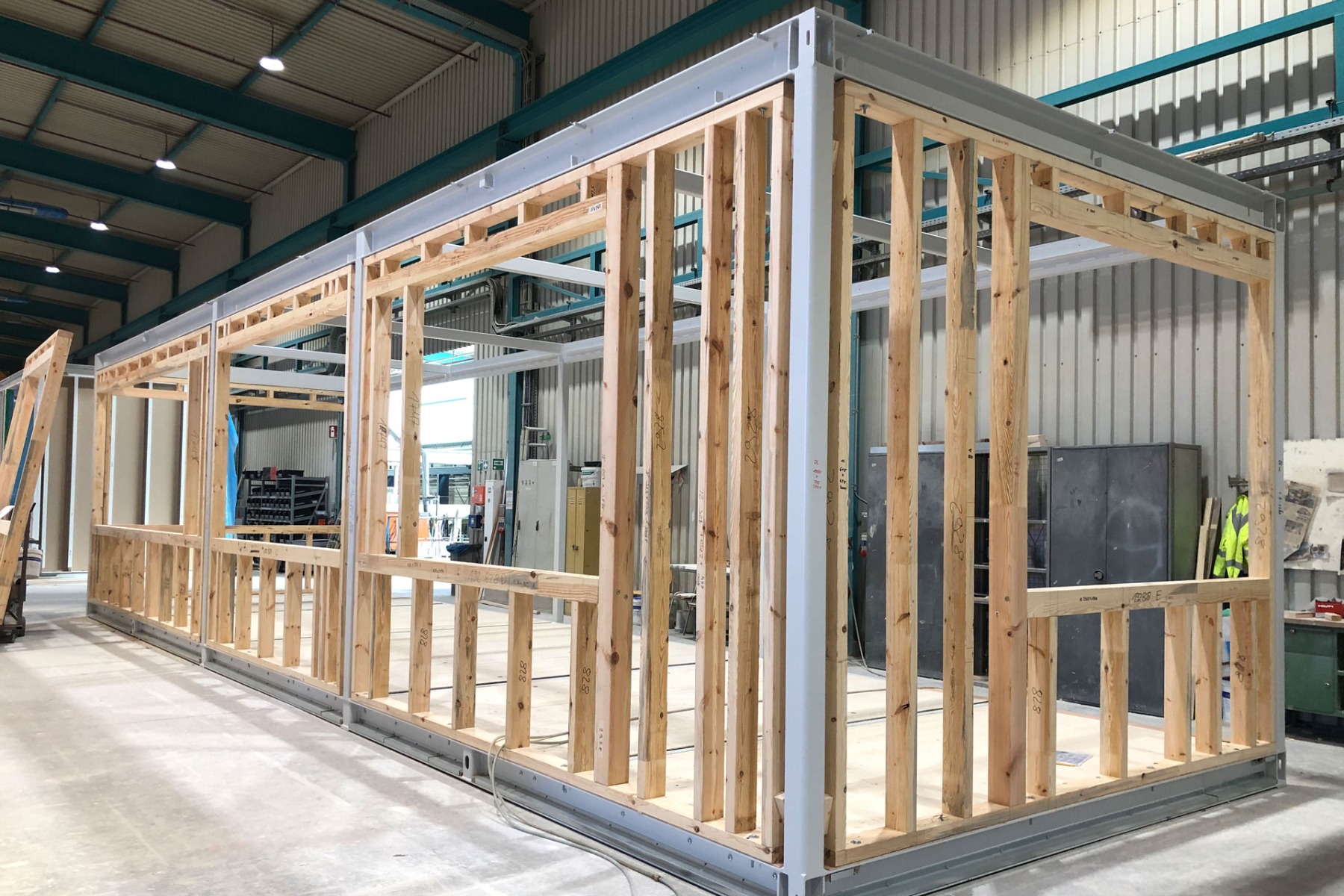 Zukunftsfähige Kleusberg Holz-Hybrid-Modulbauweise