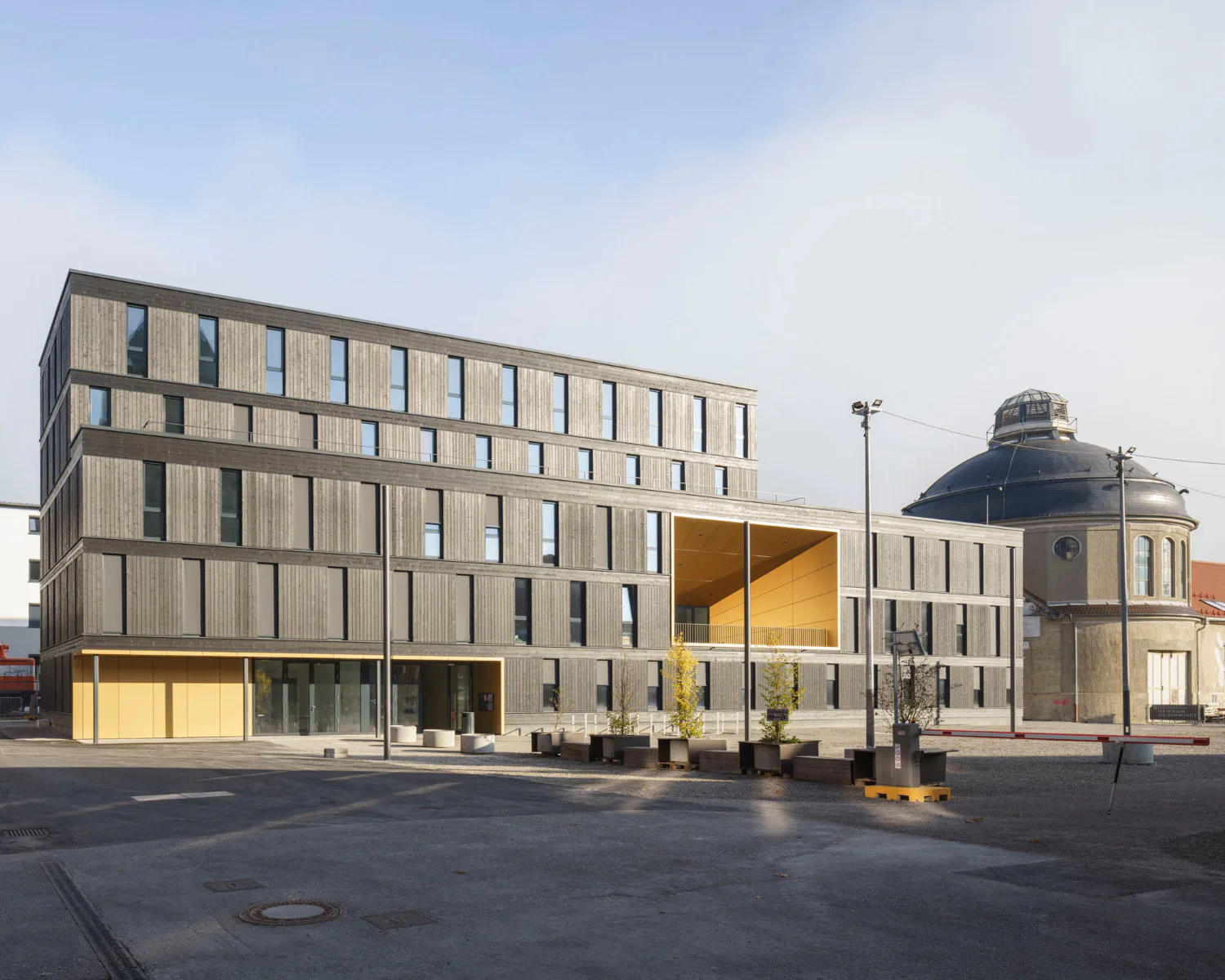 Fünfgeschossiger Holzbau für Band- und Musikproben