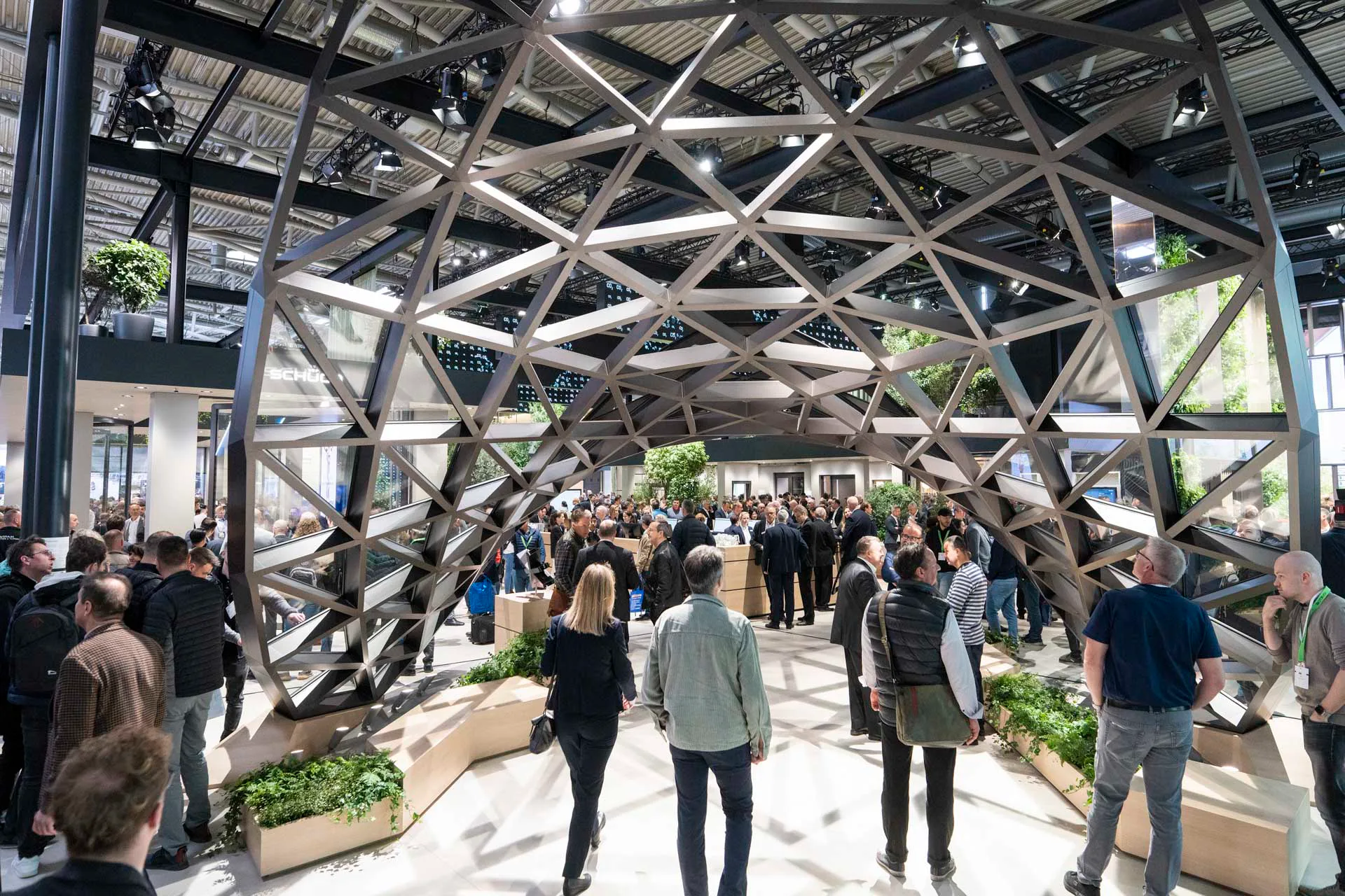 Volle Hallen auf der Bau 2023