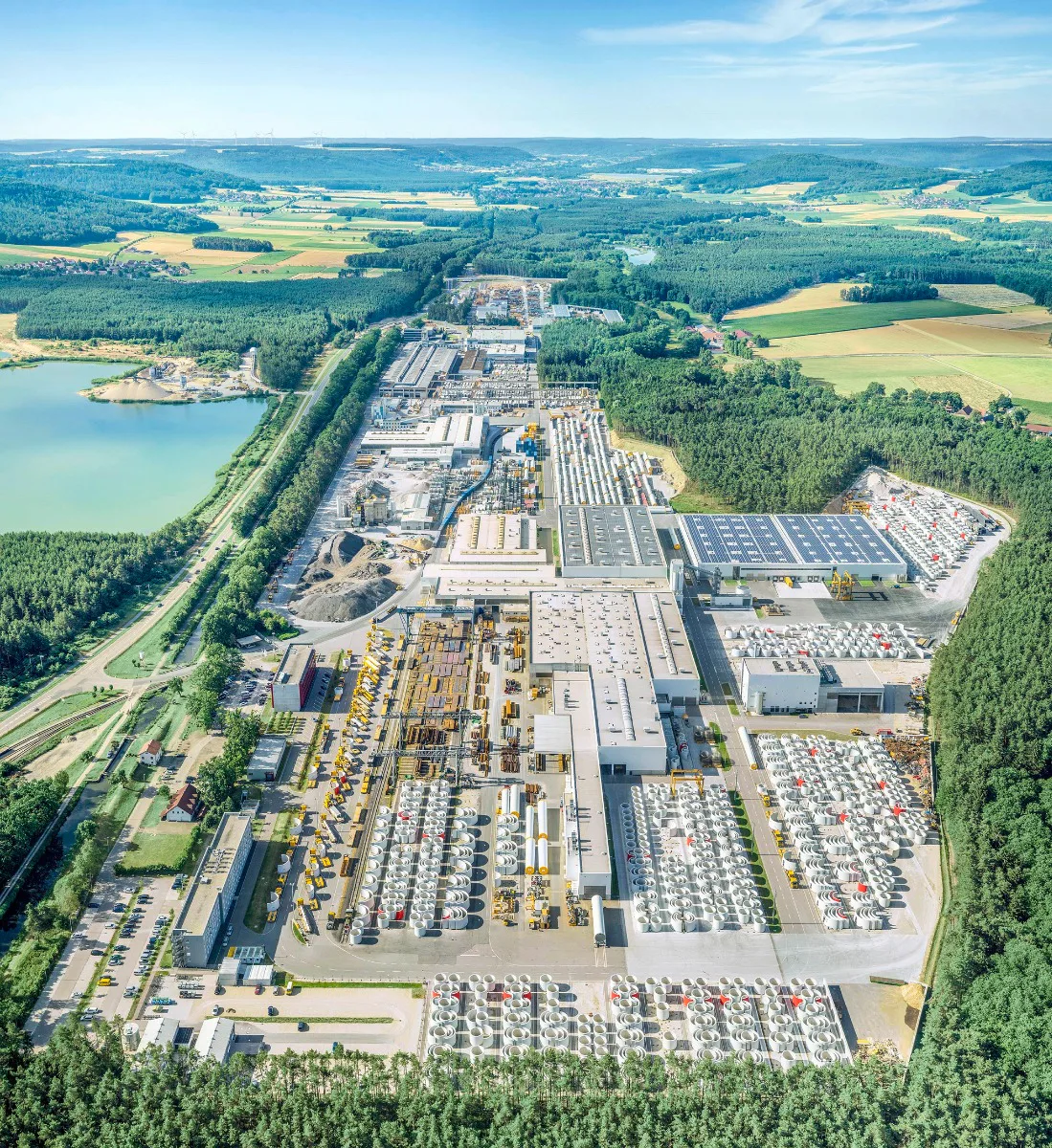 Als Traditionsunternehmen mit über 90-jähriger Erfahrung ist Max Bögl ein verlässlicher Partner und setzt alle Schritte des Energiekonzepts aus einer Hand um.