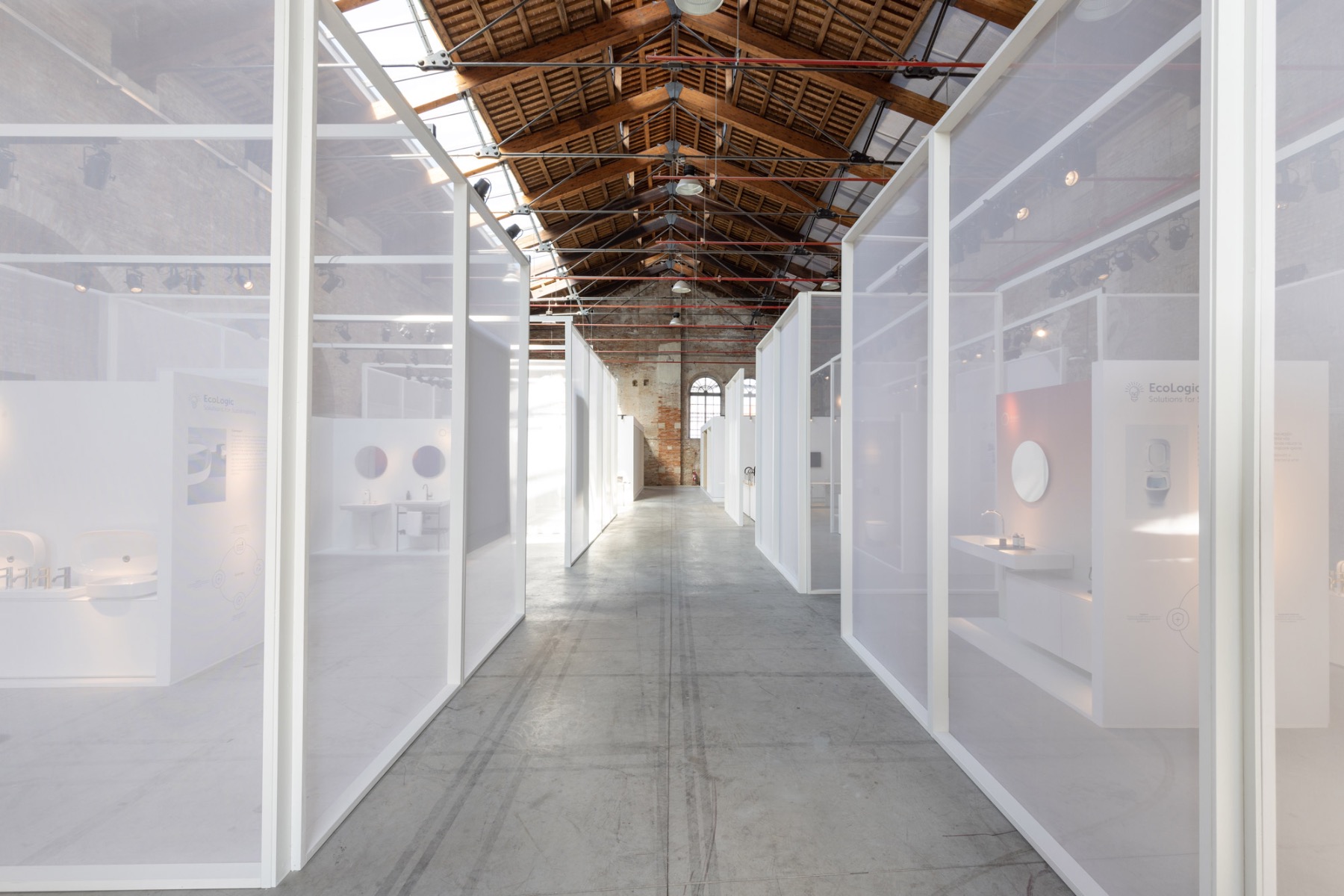 Temporäre Designshow in Venedig