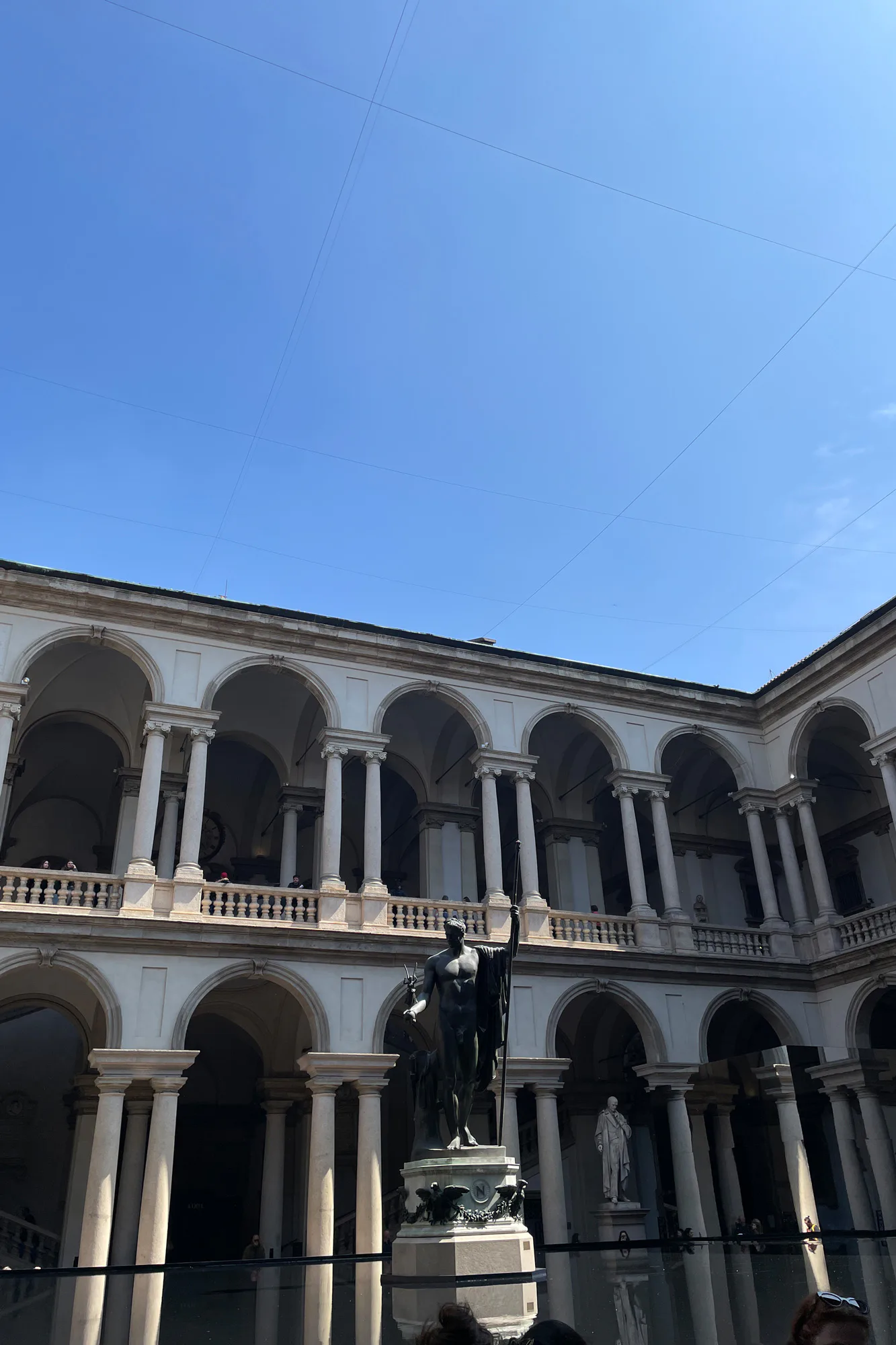Grohe Spa im Innenhof des Kunstmuseums Pinacoteca di Brera.