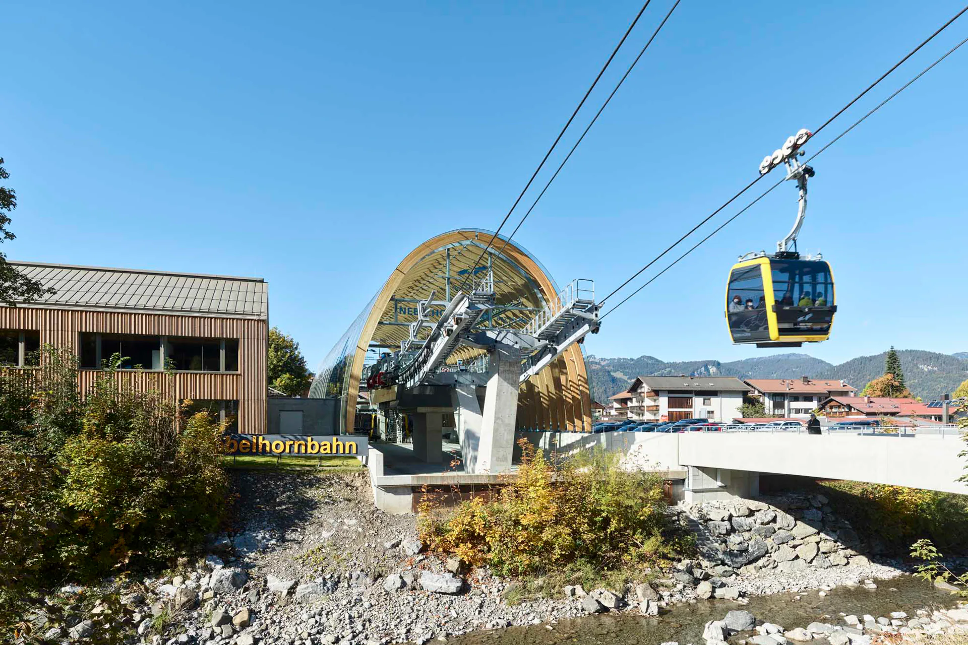 Anschluss der Talstation ans Verwaltungsgebäude