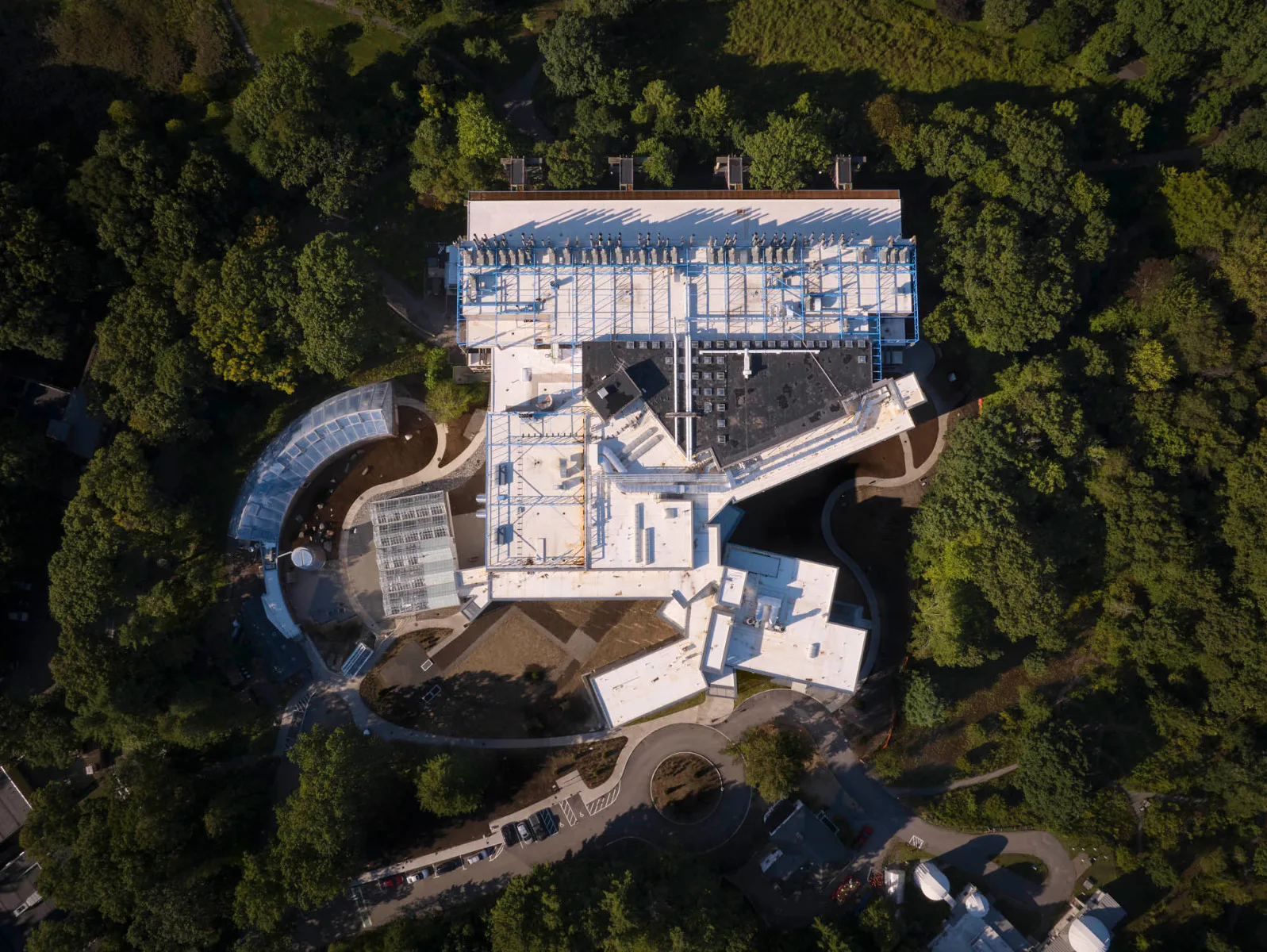 Der Wissenschaftskomplex von Skidmore, Owings & Merrill aus der Vogelperspektive