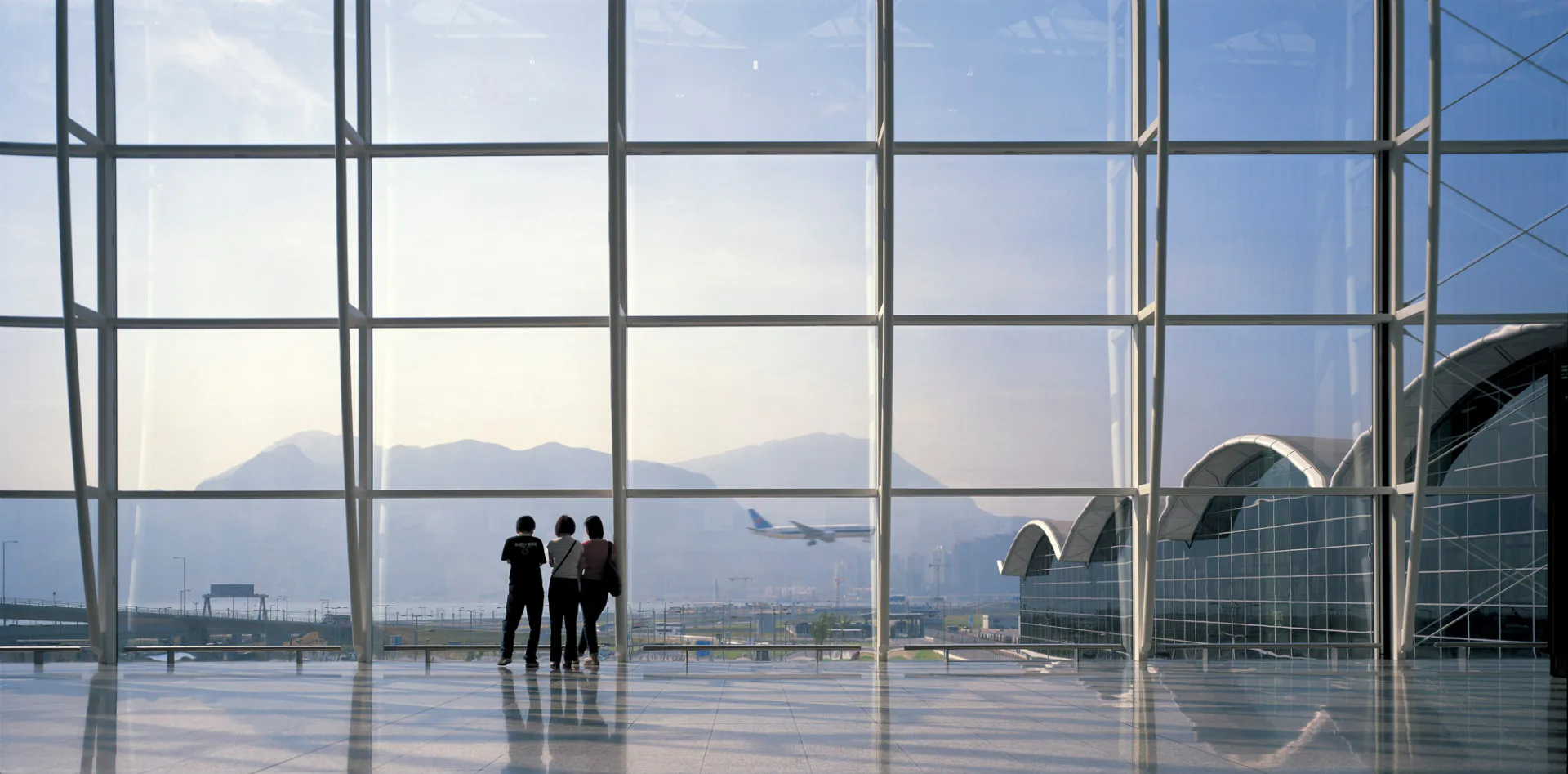 Internationaler Flughafen Hong Kong, 1998