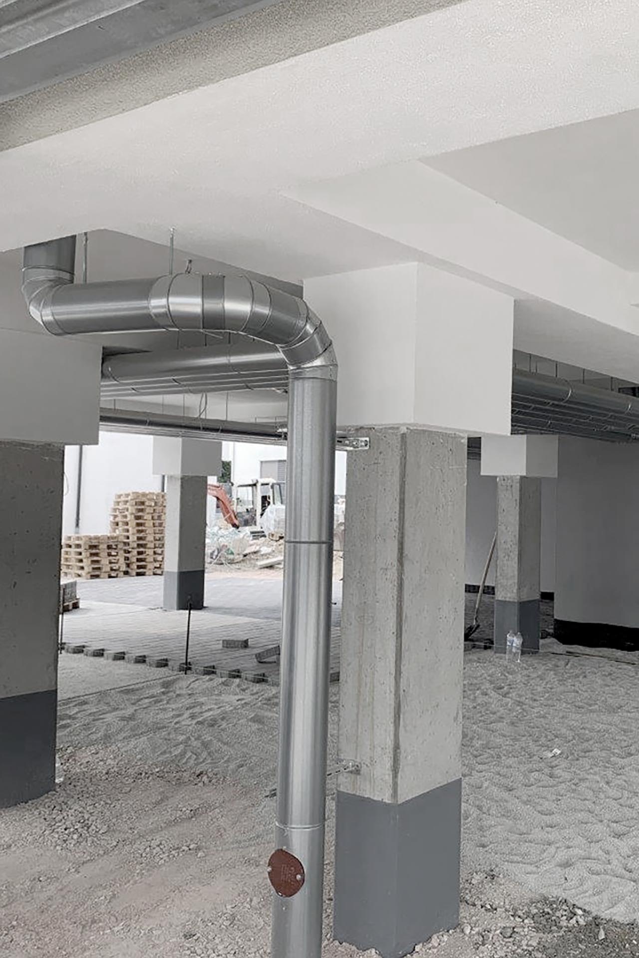 Unästhetische und oftmals teure Flankendämmung kann durch den Einsatz von Schöck Sconnex Typ P entfallen.