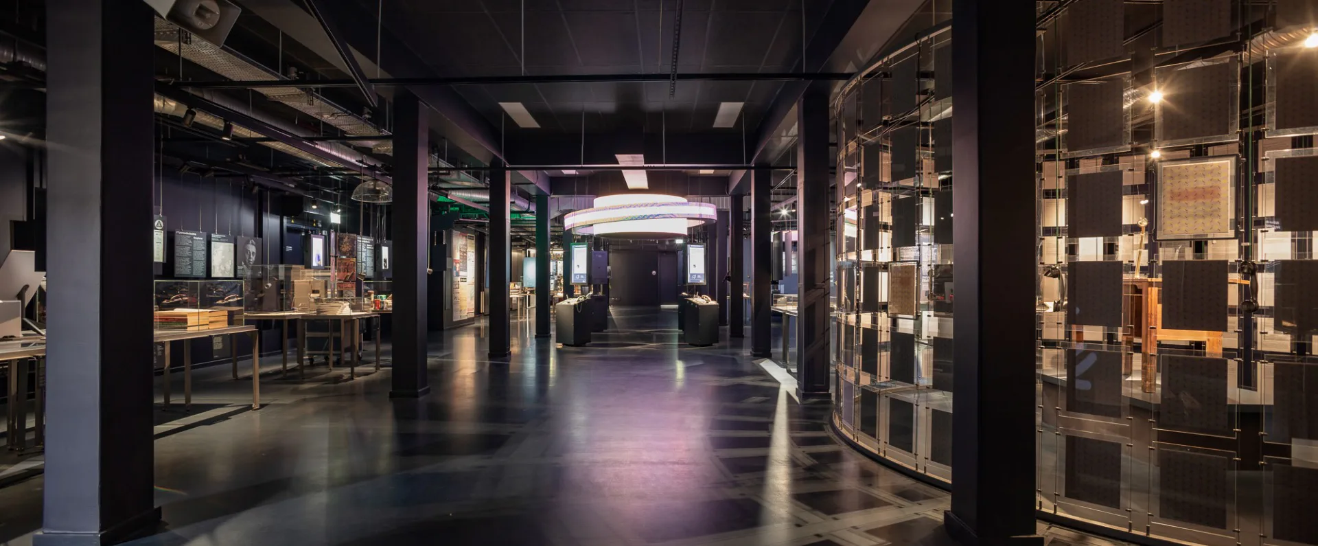 Ausstellung „Kommunikation in Krisenzeiten“