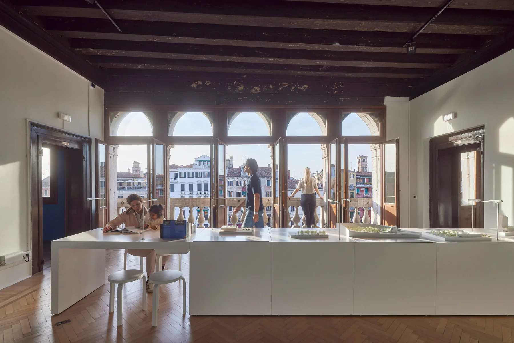 Blick in die Ausstellung „In Context - Architecture and Landscape"