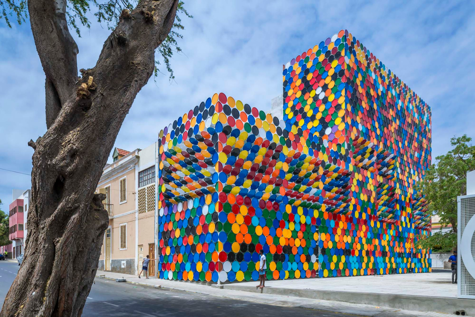 Kulturzentrum auf den Kapverden von Ramos Castellano Arquitectos