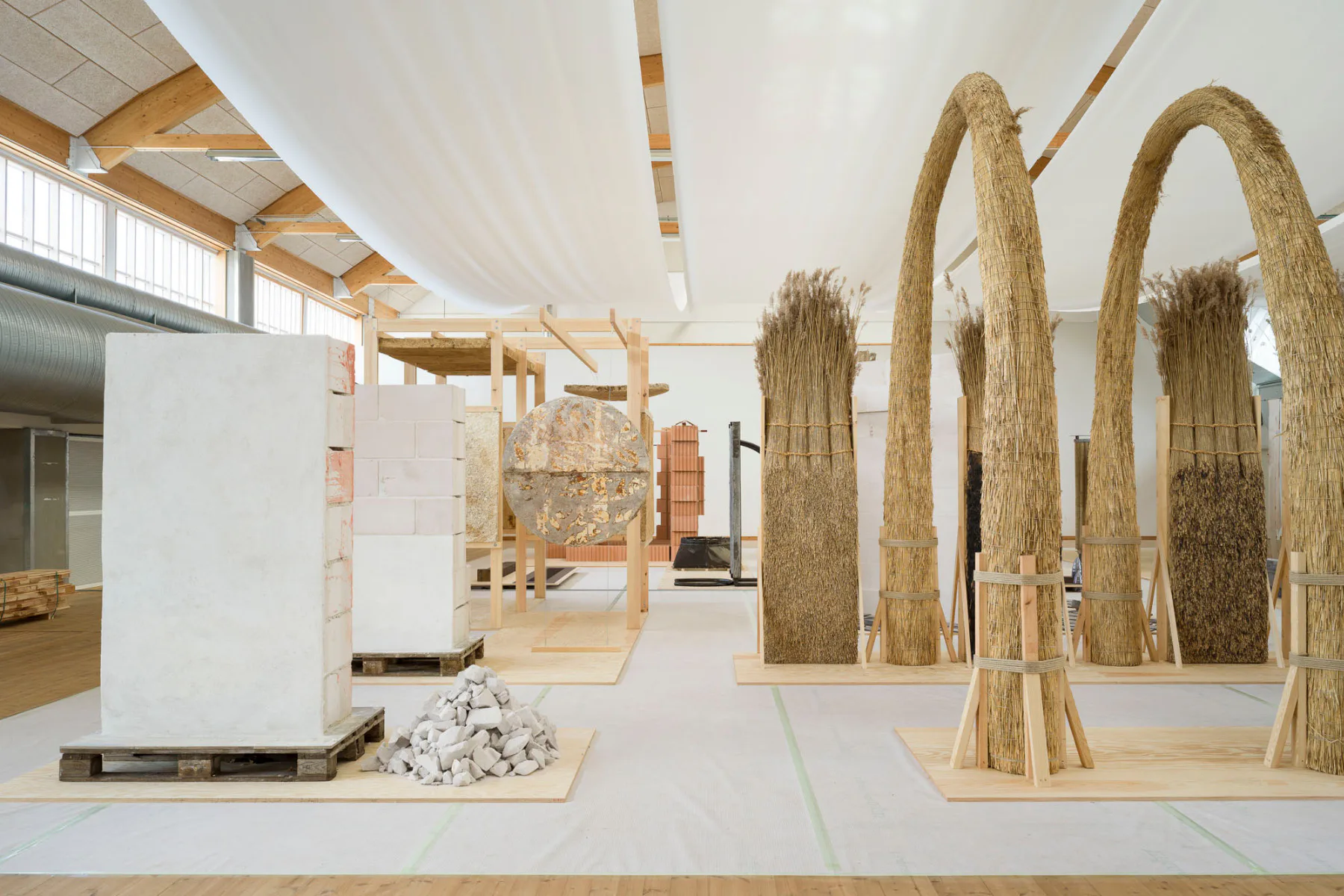 Blick in die Ausstellung Reset Materials – Towards Sustainable Architecture