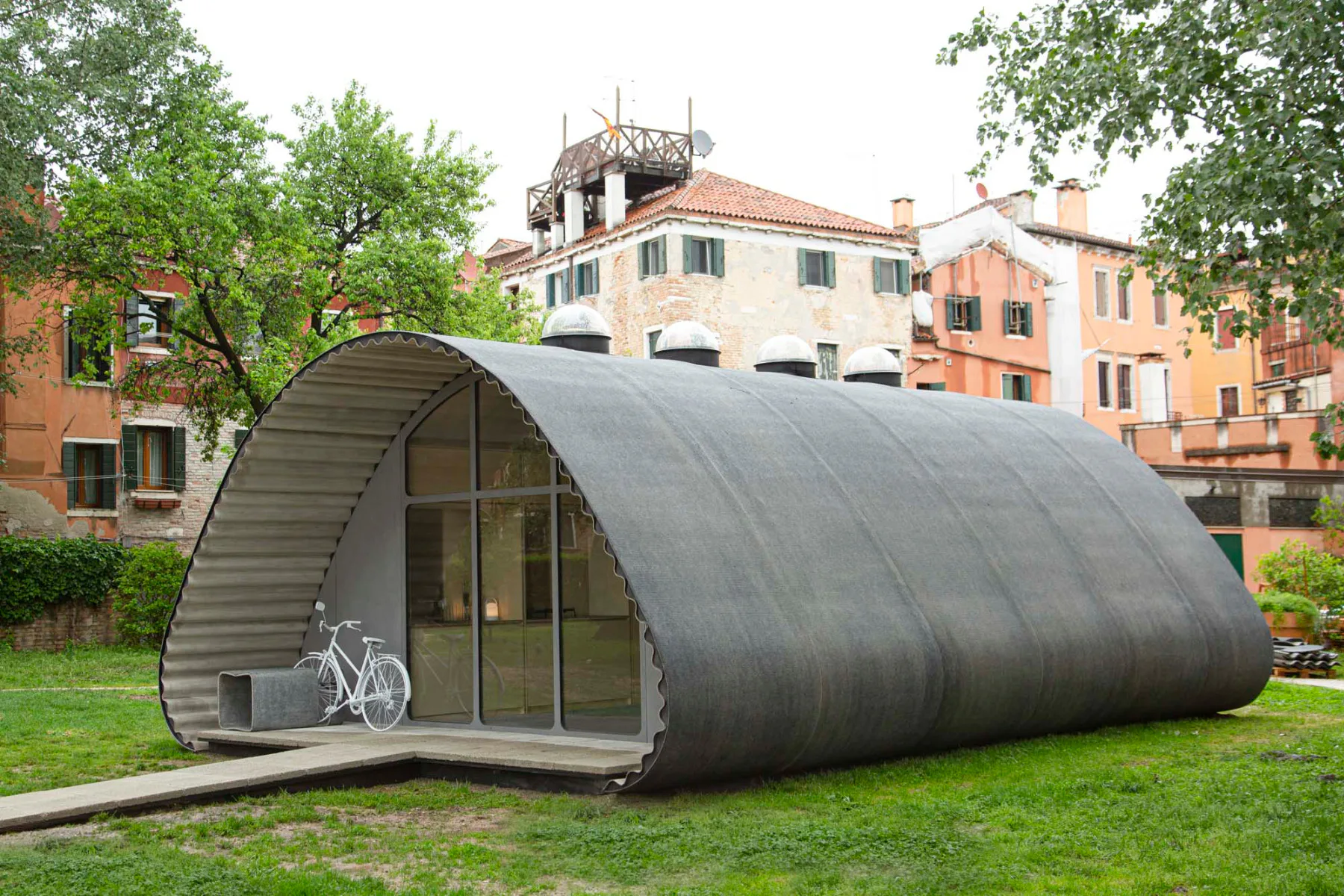 Prototyp Essential Homes im Giardini della Marinaressa