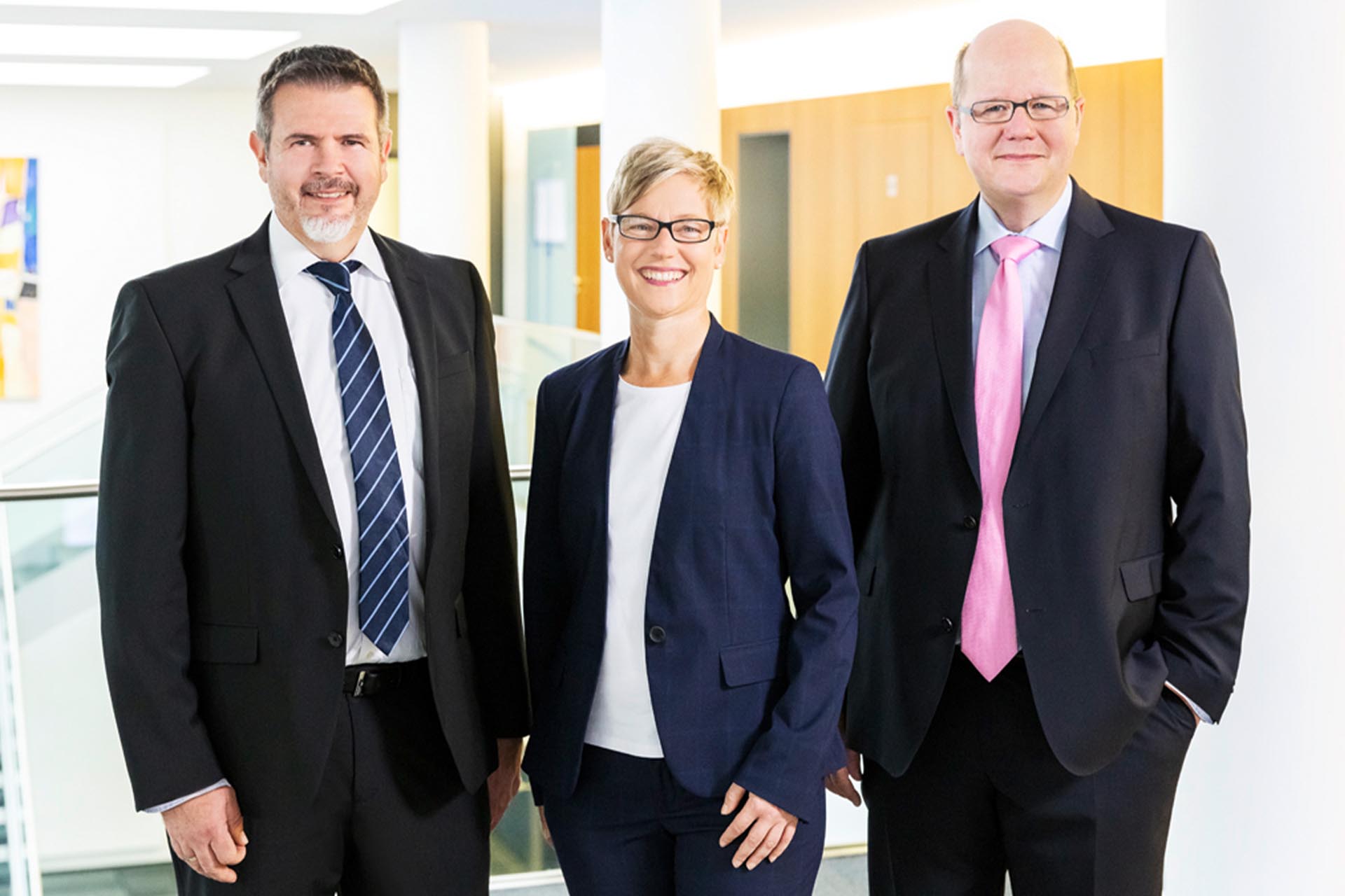 Die Köpfe hinter Der dichte Bau (v.l.n.r.): Adrian Dobrat, Simone Hesse und Geschäftsführer Dr.-Ing. Rainer Henseleit