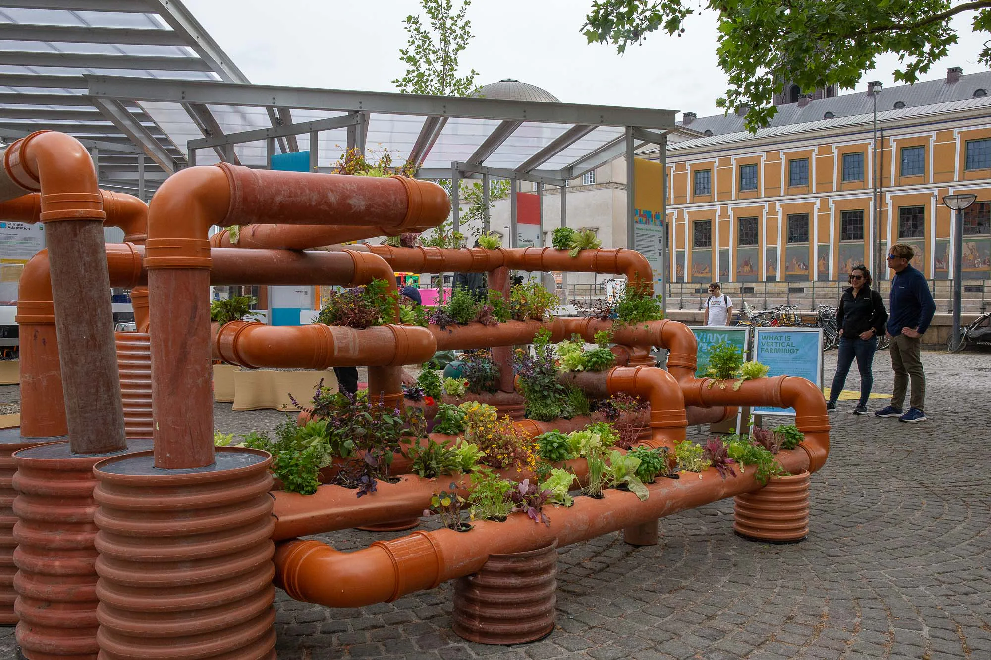 Plastic Pavillon, Architektur: Terroir