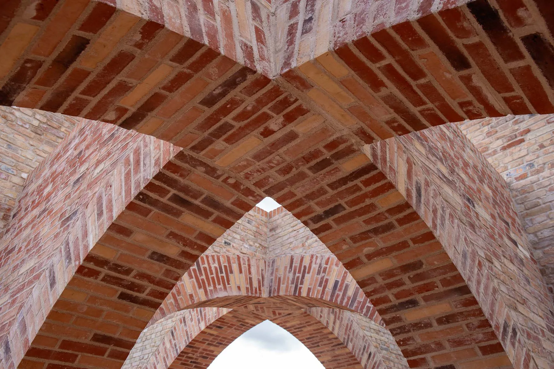 Bricks in Common, Architektur: AART, Mangor & Nagel, NOAA
