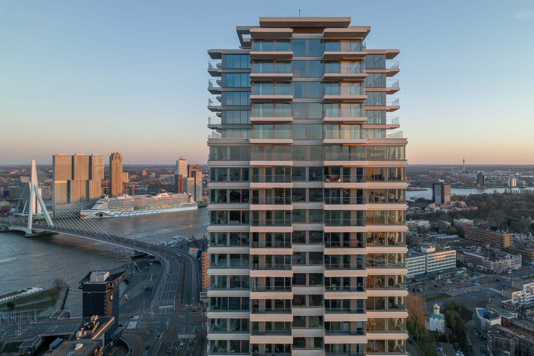 Cooltoren in Rotterdam von V8 Architects