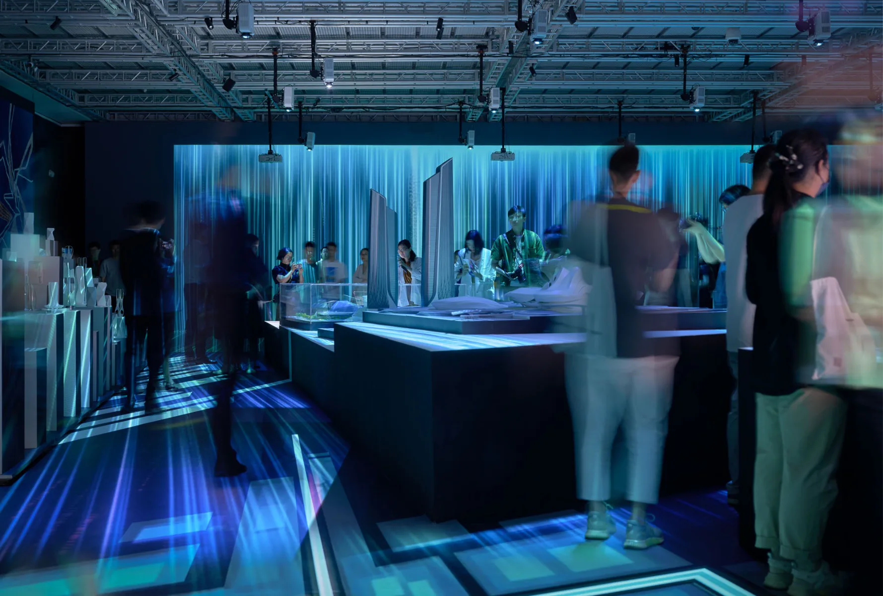 Blick in die Ausstellung „The New World“, Zaha Hadid Architects