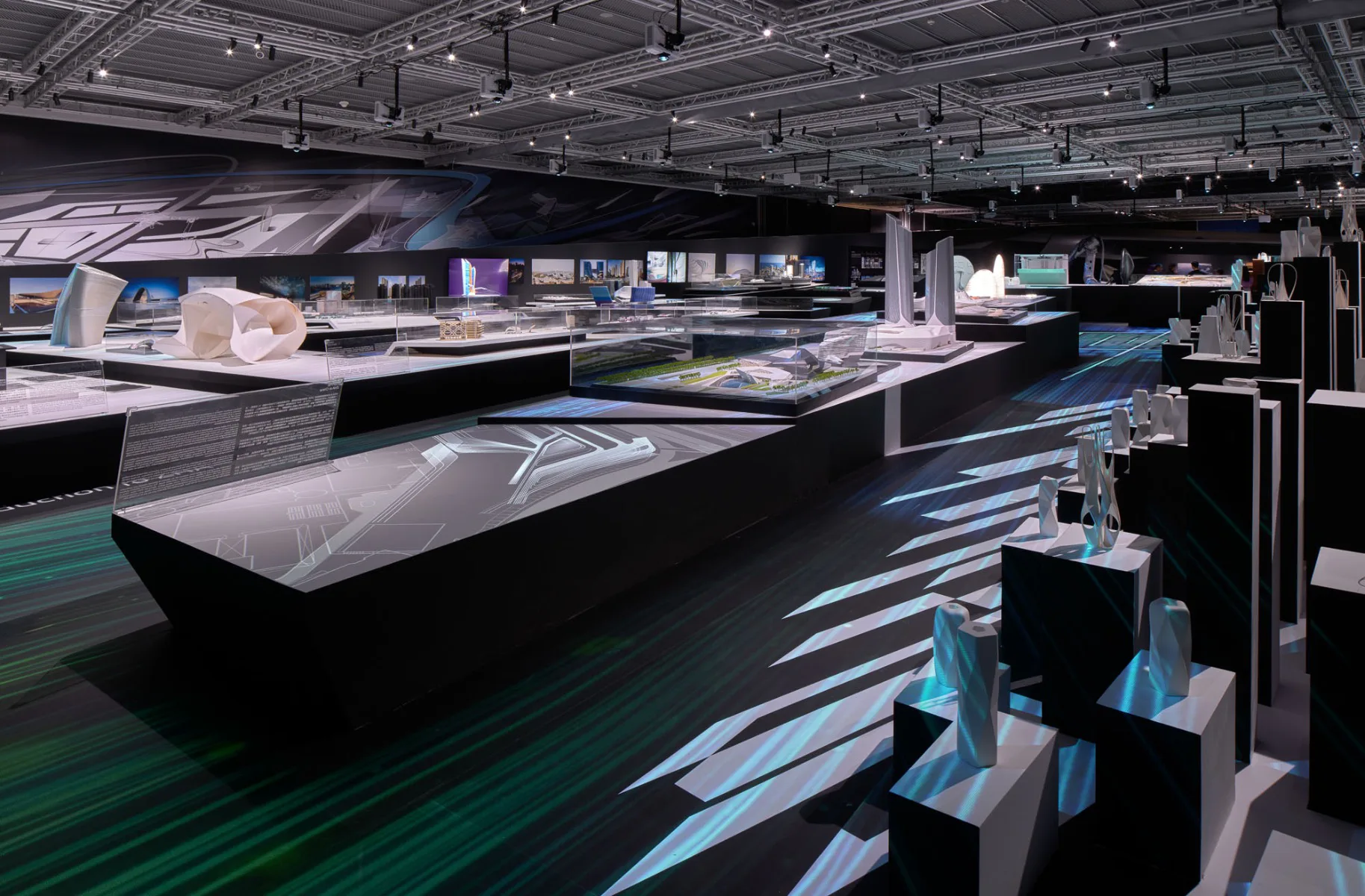 Die Ausstellung zeigt 15 chinesische Projekte, Zaha Hadid Architects