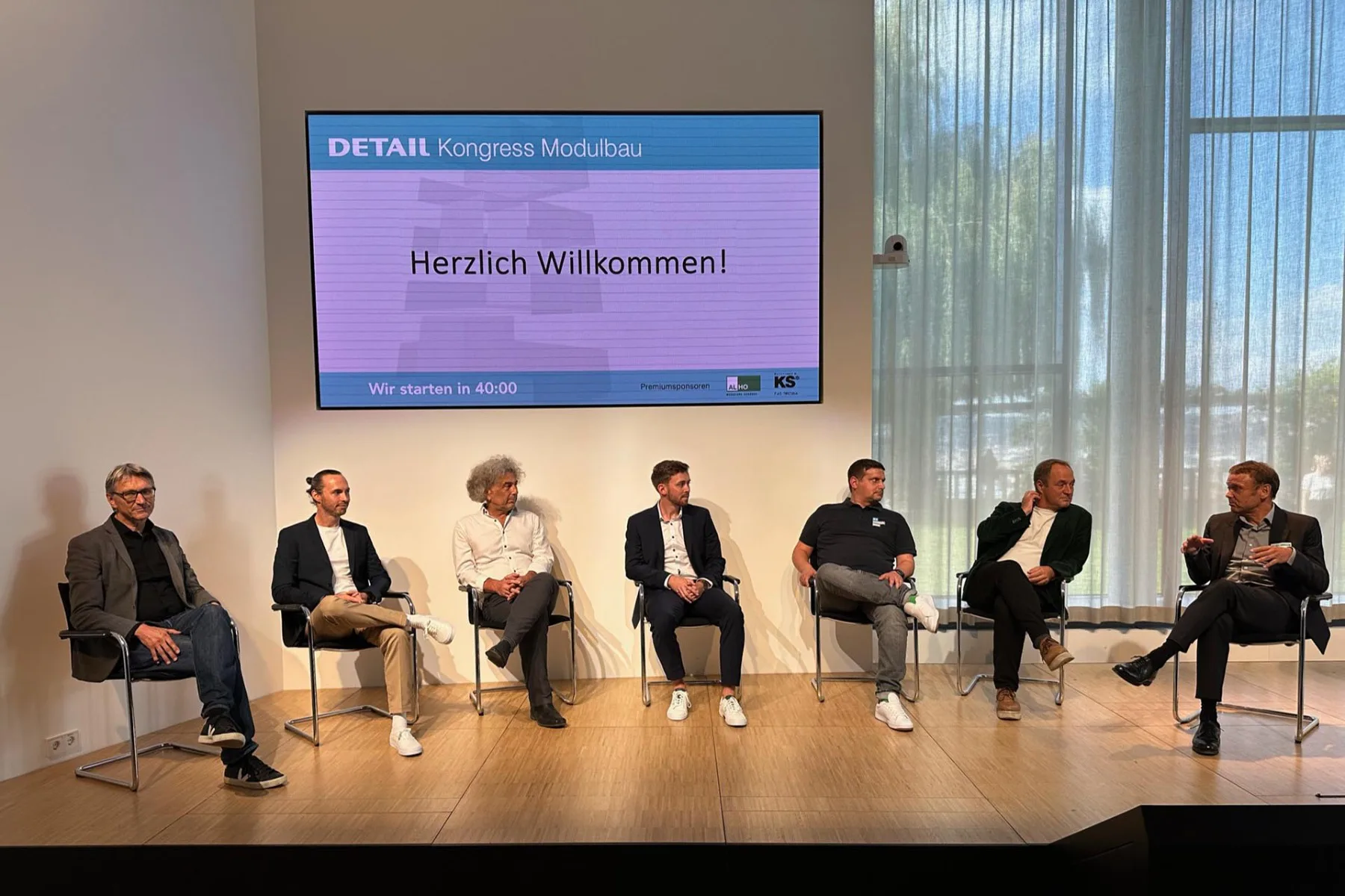 Begrüßungsrunde Detail Kongress Modulbau