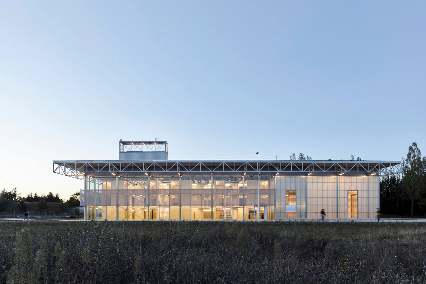 Modul’Air von Looking For Architecture am ehemaligen Militärflughafen Base aérienne 217.