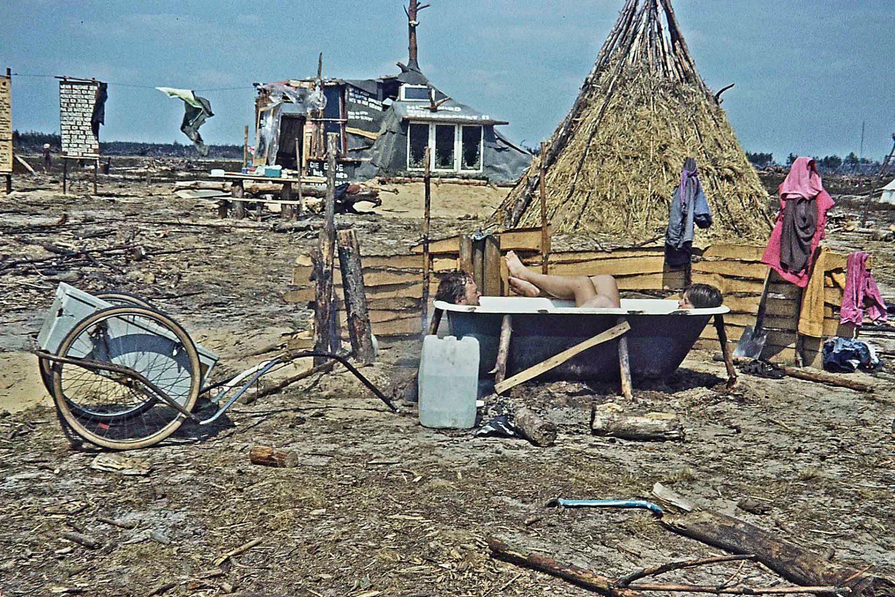 Bad im Protestcamp, Republik Freies Wendland, 1980