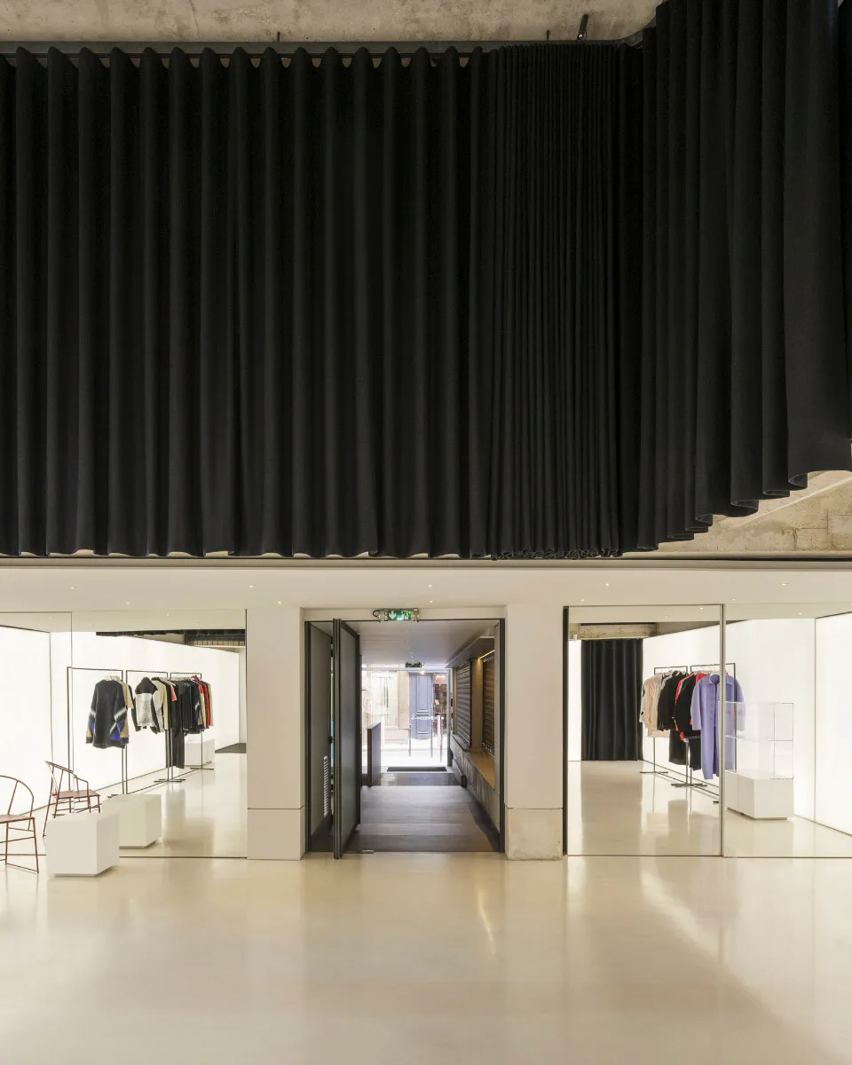 Showroom im Erdgeschoss