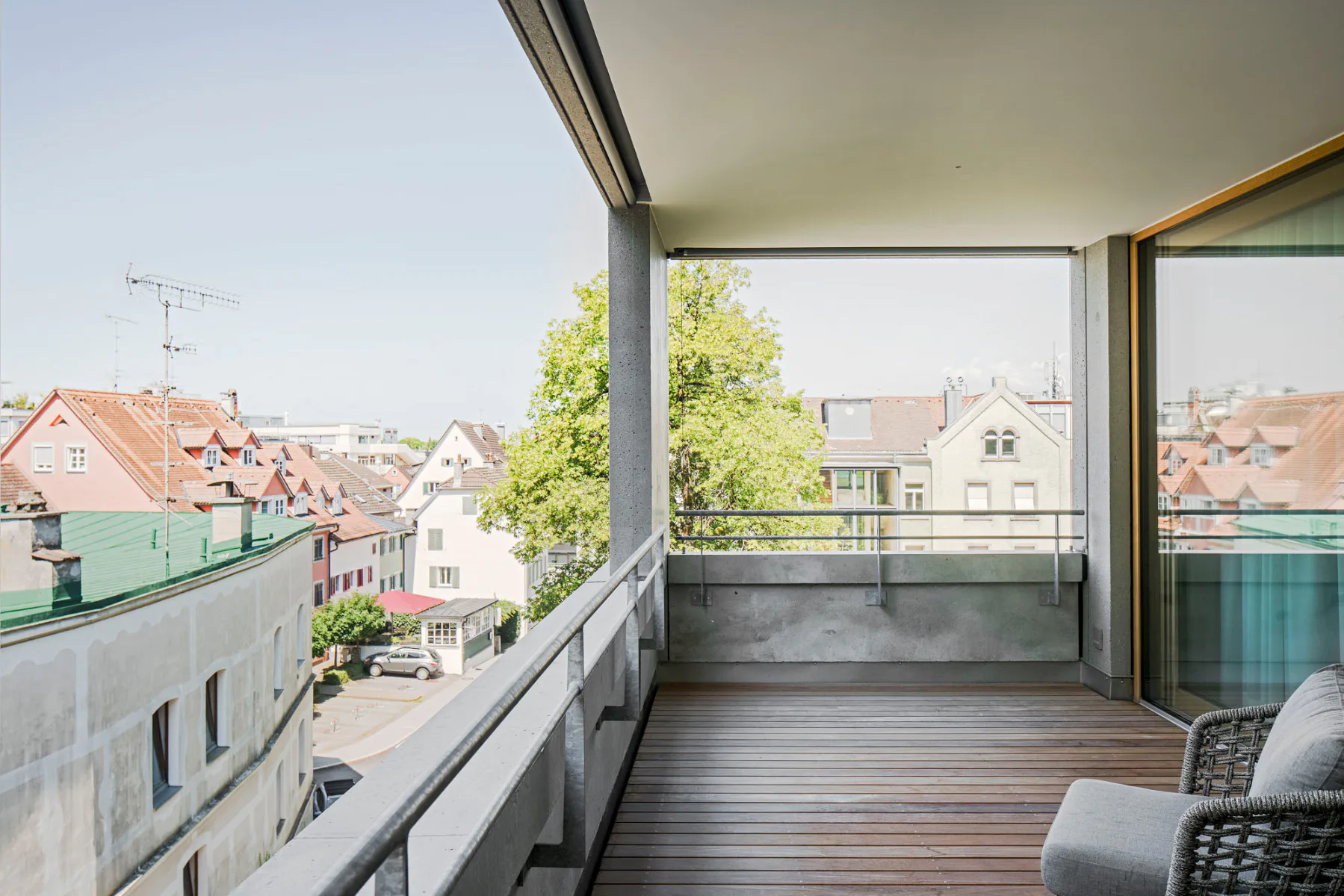 Loggia zur Straße