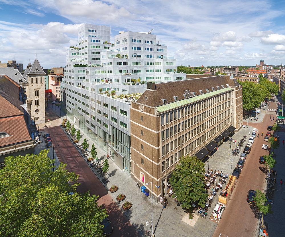 Die modulare Struktur mit dem Raster von 7,20 × 7,20 × 3,60 m macht das Timmerhuis zu einem kostengünstigen Gebäude, das einfach rückgebaut werden kann.