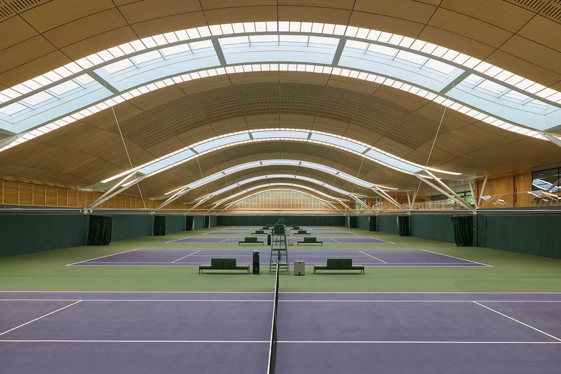 Indoor Tennis Centre in der Somerset Road in Wimbledon