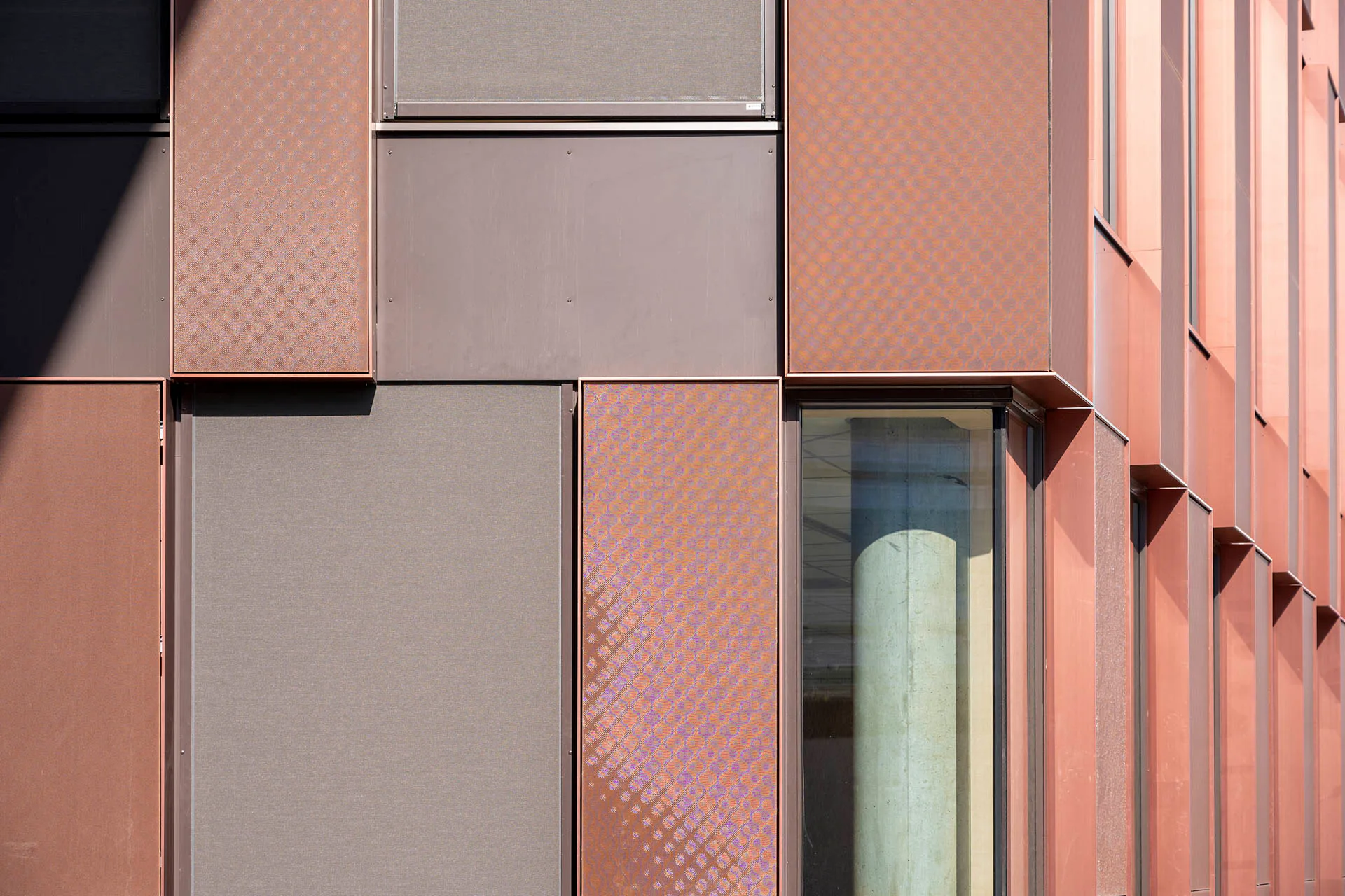 Fassade des Bürogebäudes Portalen