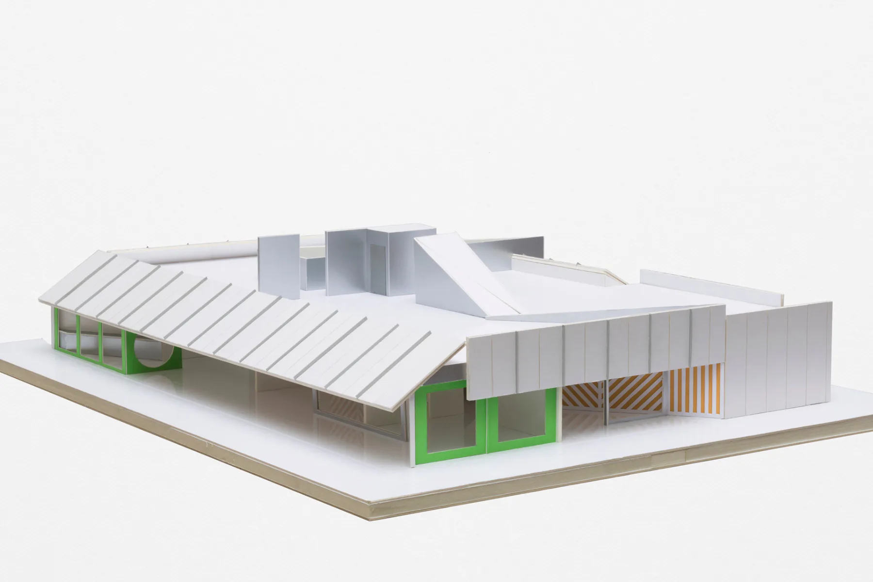 Lütjens Padmanabhan Architekt*innen: Modell der Residenz Schweizer Botschafters in Algier, Algerien, 2017–2023