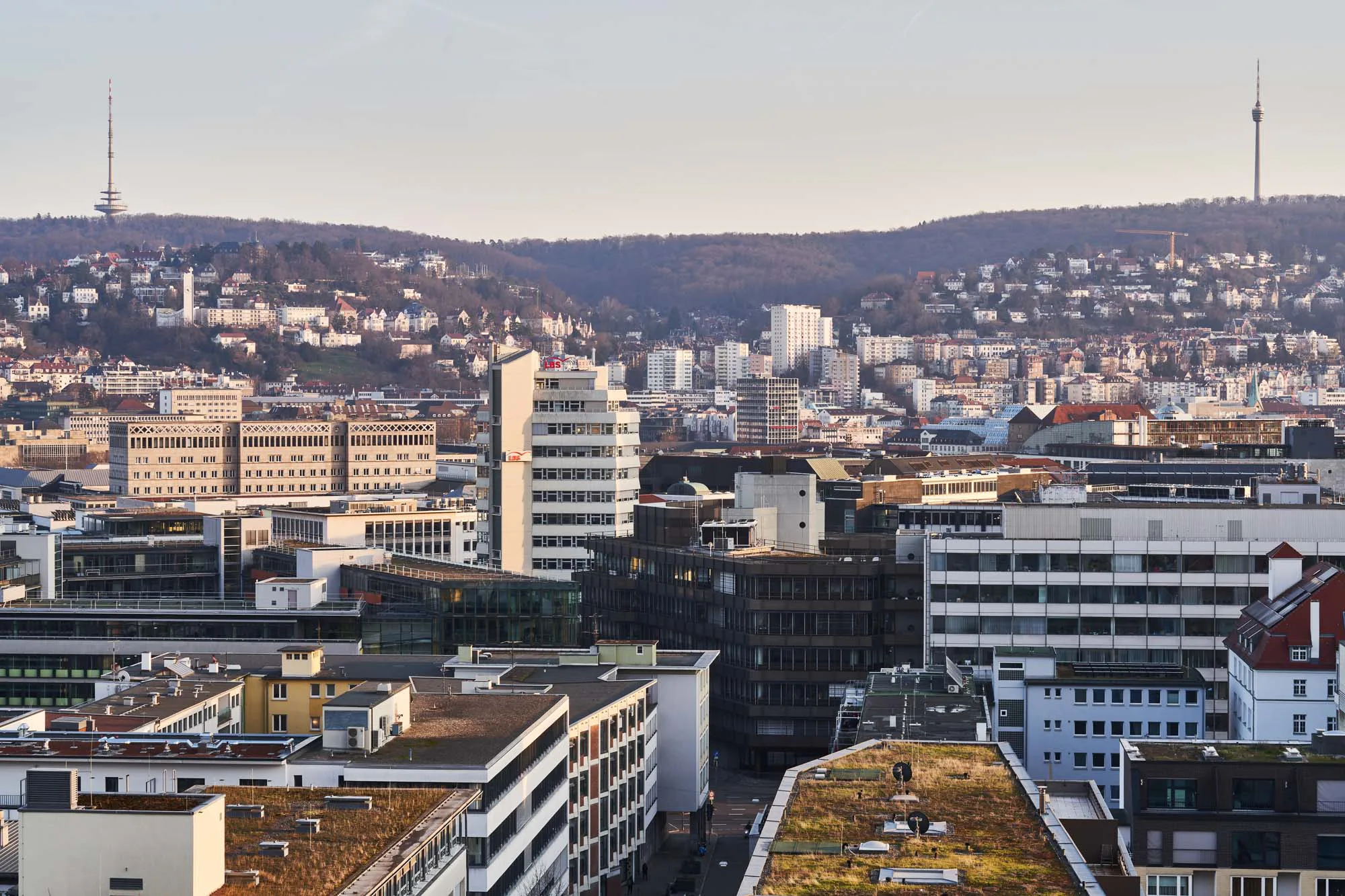 Das Hahn-Hochhaus in Stuttgart, 2023.