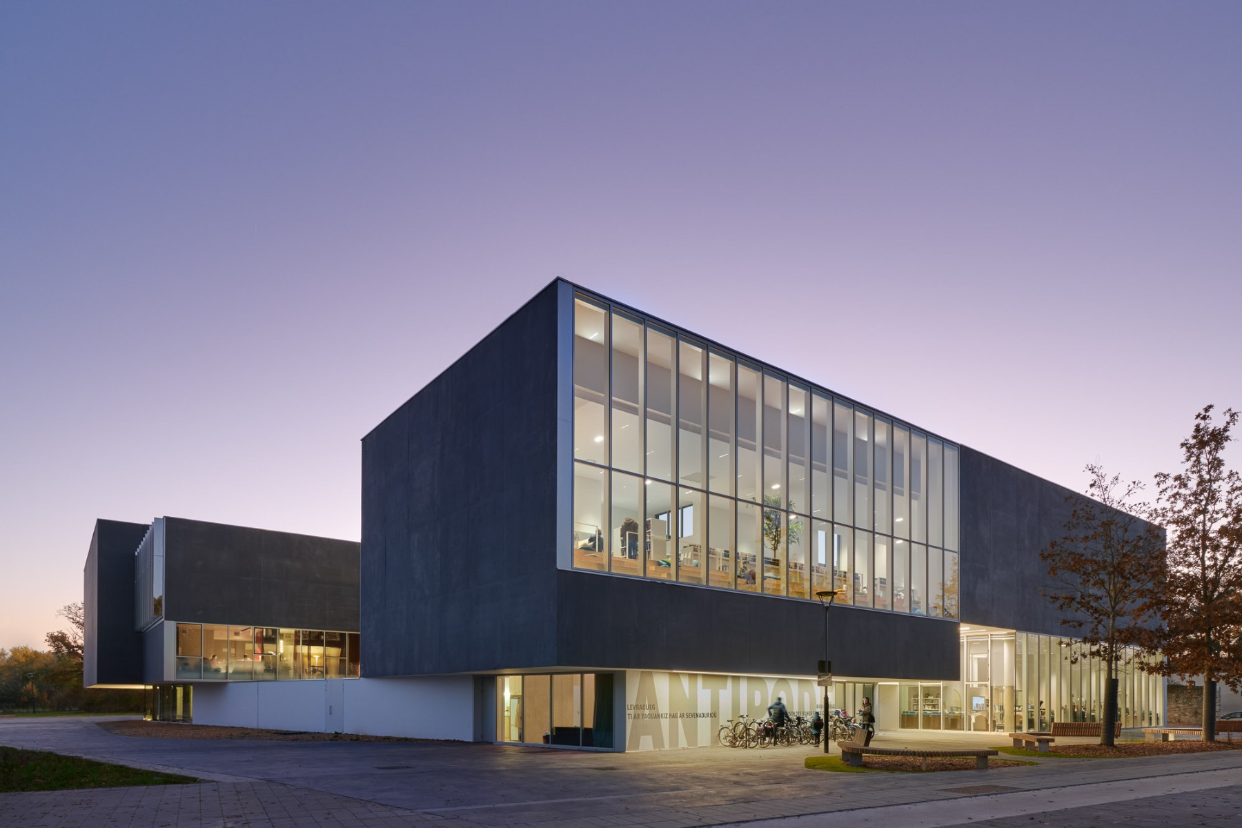Kulturzentrum Antipode in Rennes von Dominique Coulon