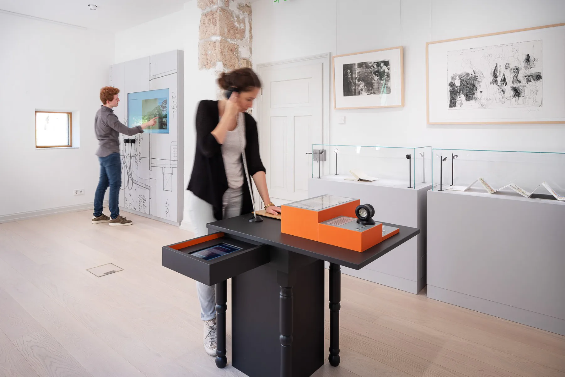 Blick in die multimediale Dauerausstellung im Hölderlinturm