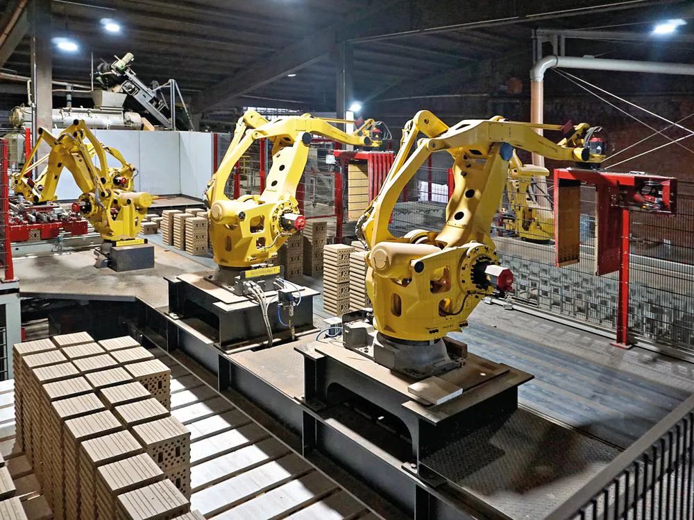 How Clay Construction is Becoming Suitable for Large-scale Use