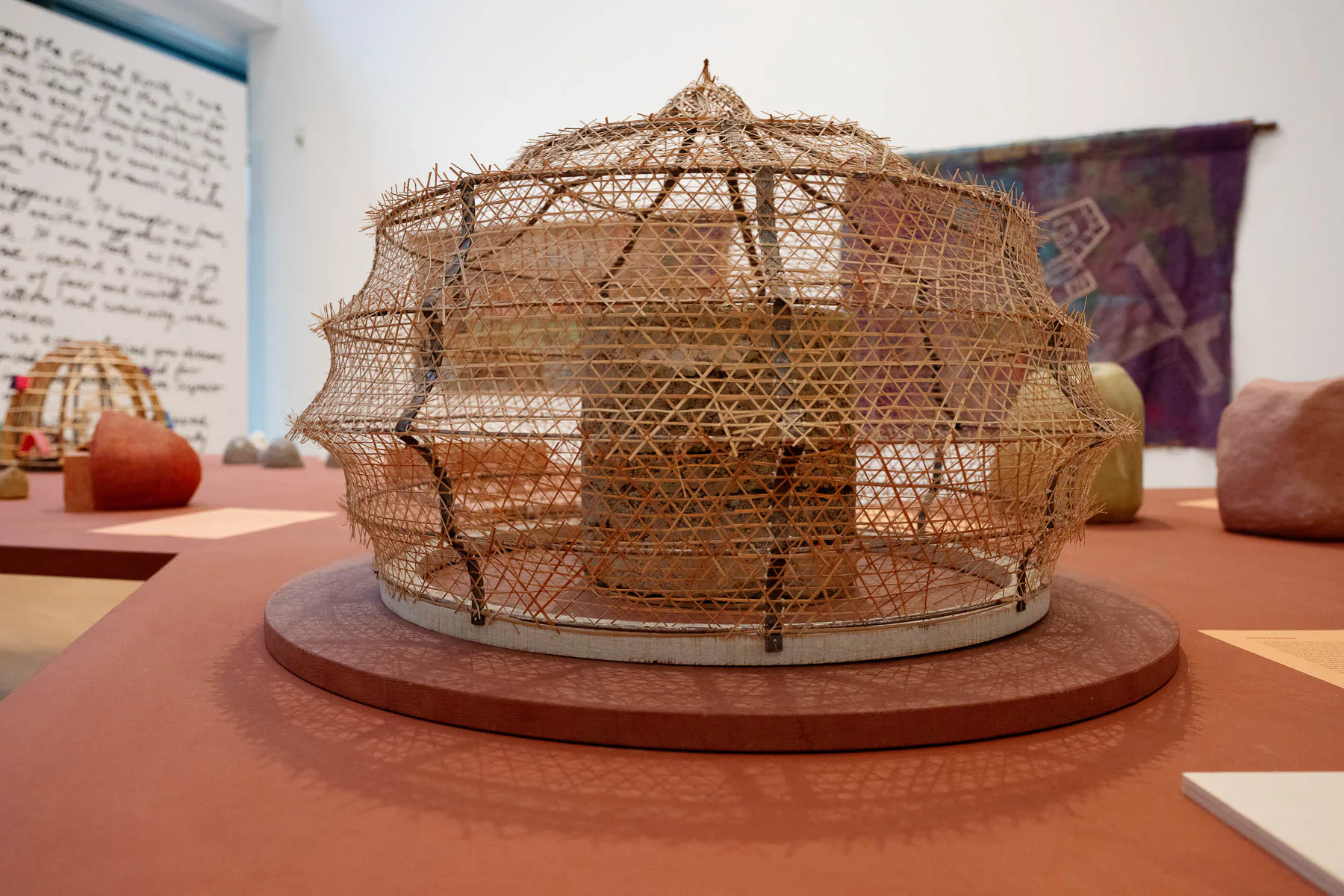 Ausstellungsansicht Anna Heringer „One Planet, One Family“, DG Kunstraum 2023