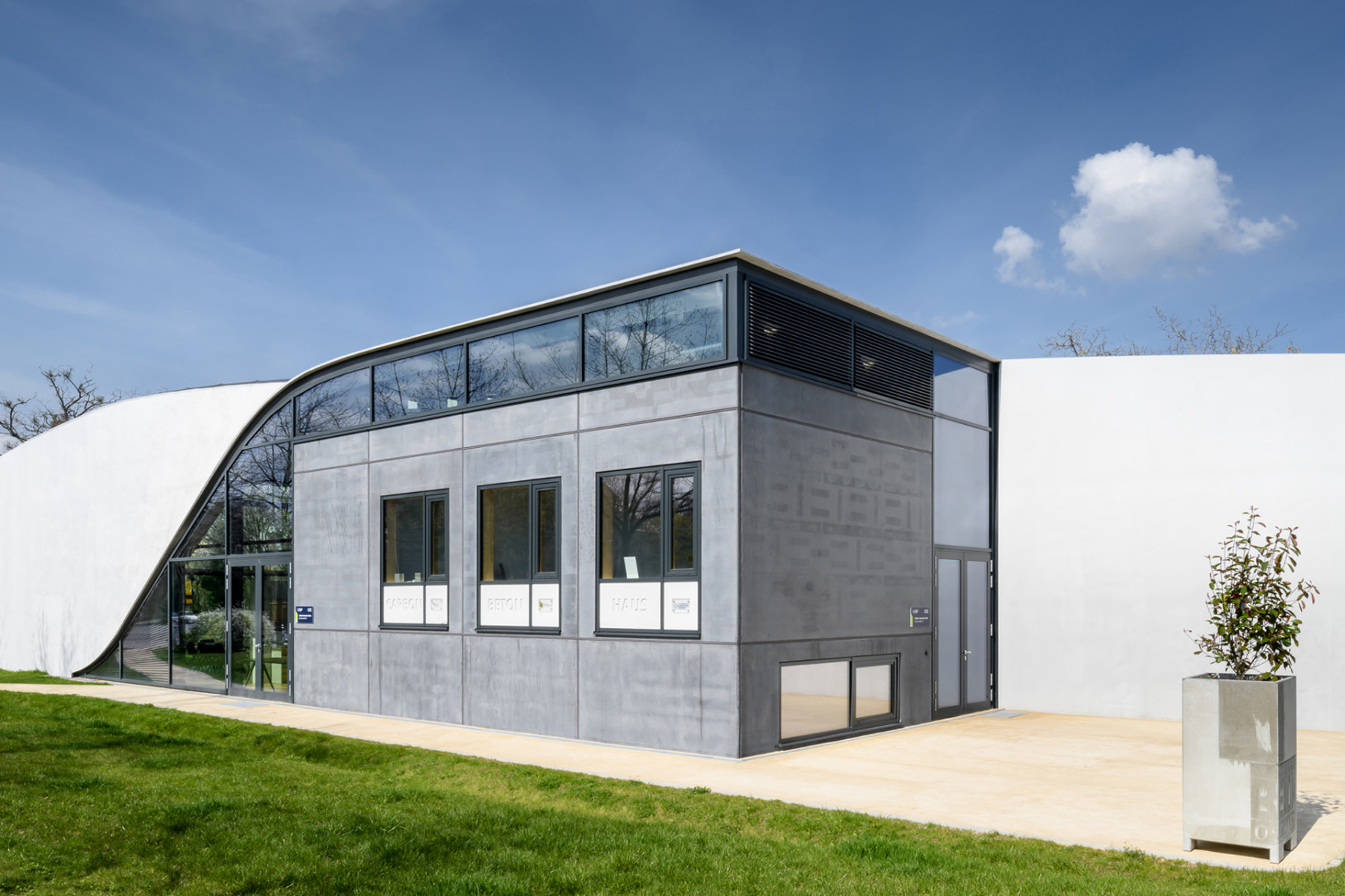 Schöck Combar ermöglicht komplexe Bauteilgeometrien
