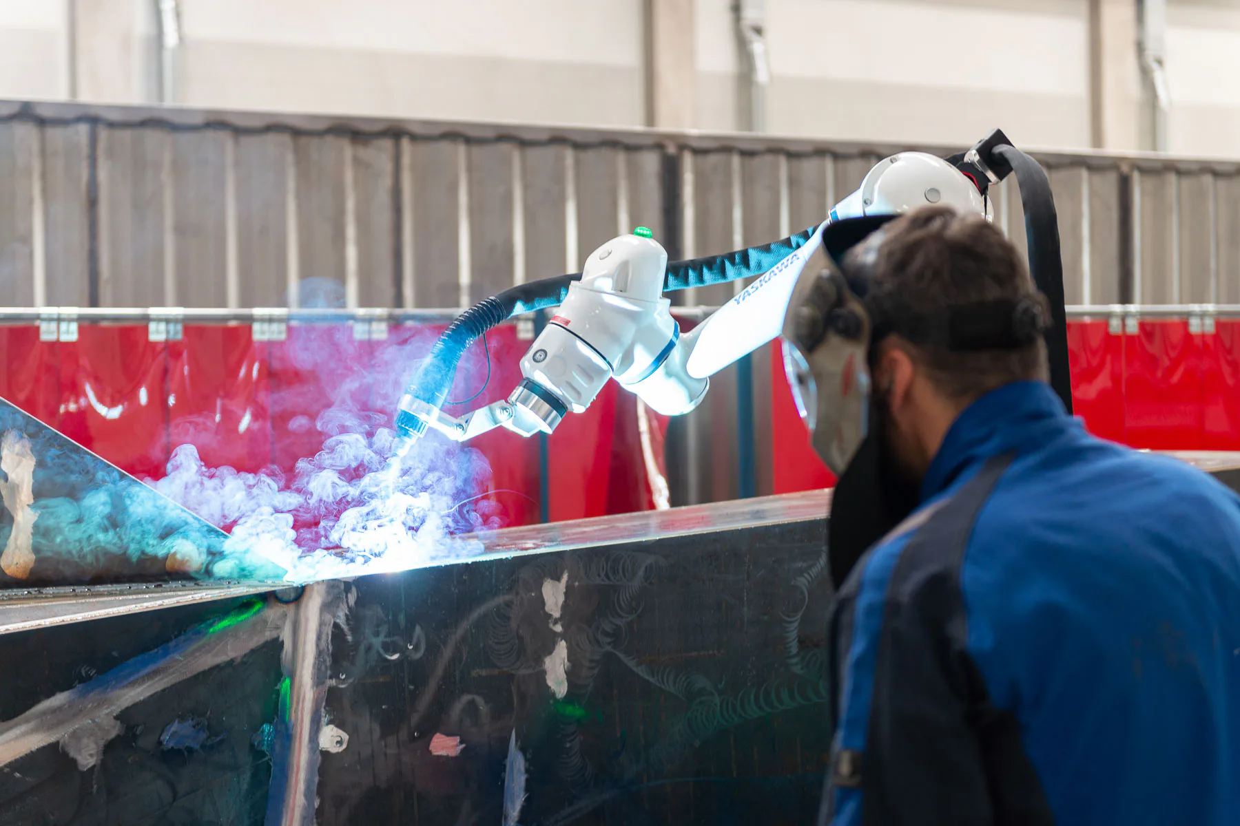 Vierkantrohre verschweißt von Cobots
