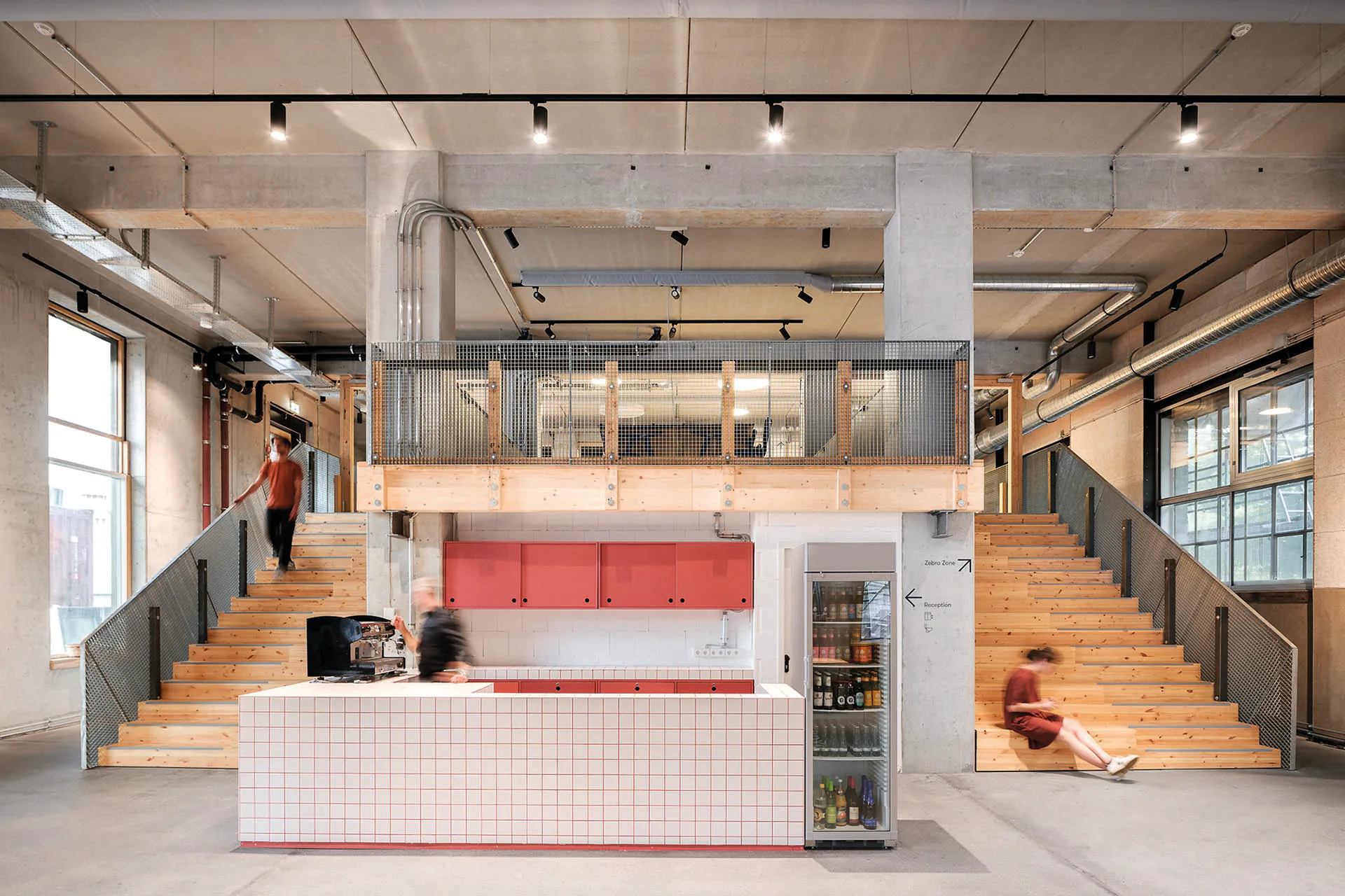 Mit dem Impact Hub im Berliner Stadtteil Neukölln schufen LXSY Architekten 2022 einen Meilenstein des zirkulären Bauens.
