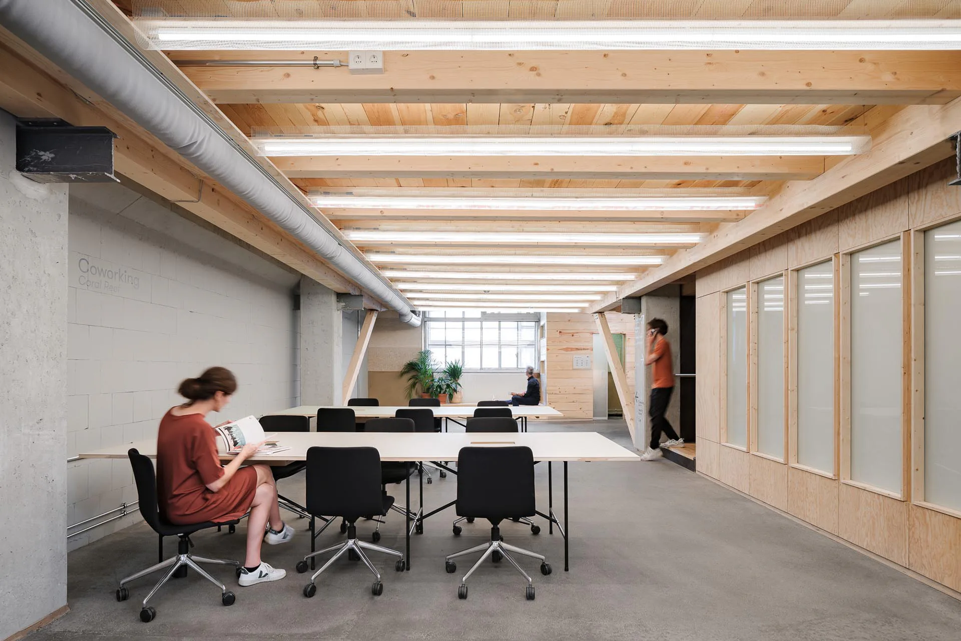 Impact Hub at CRCLR House in Berlin: Wo früher Bier gebraut wurde, arbeiten heute Start-up-Unternehmen aus den Bereichen Kreislaufwirtschaft, nachhaltige Lebensmittel, Diversität und Inklusion.