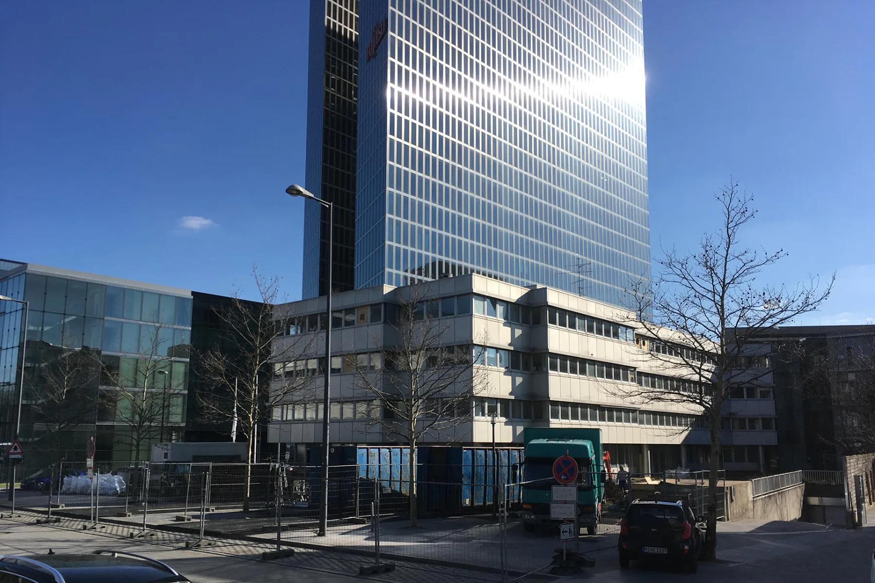 Ein ehemaliges Verlagsgebäude in München wird zur DAV-Geschäftsstelle.