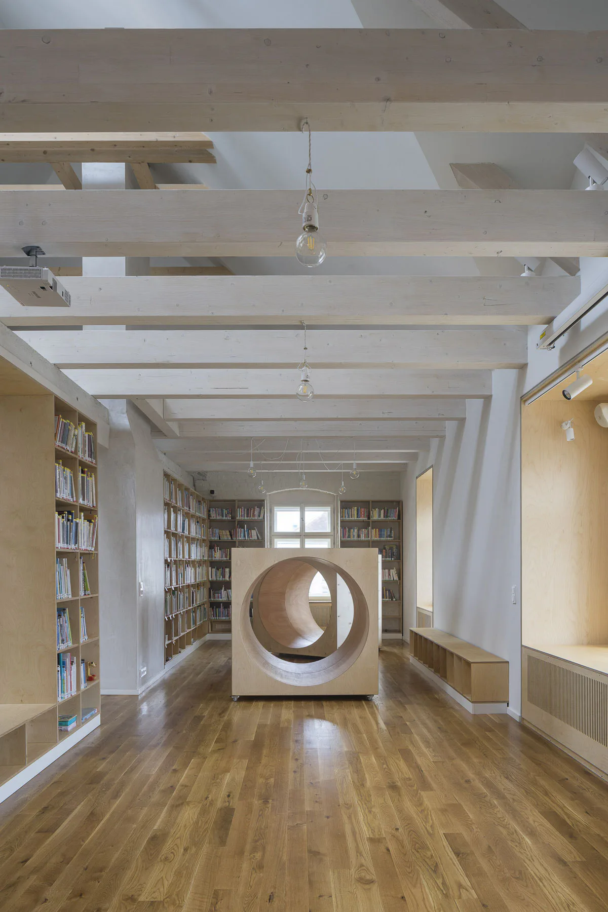 Bibliothek mit Galerie