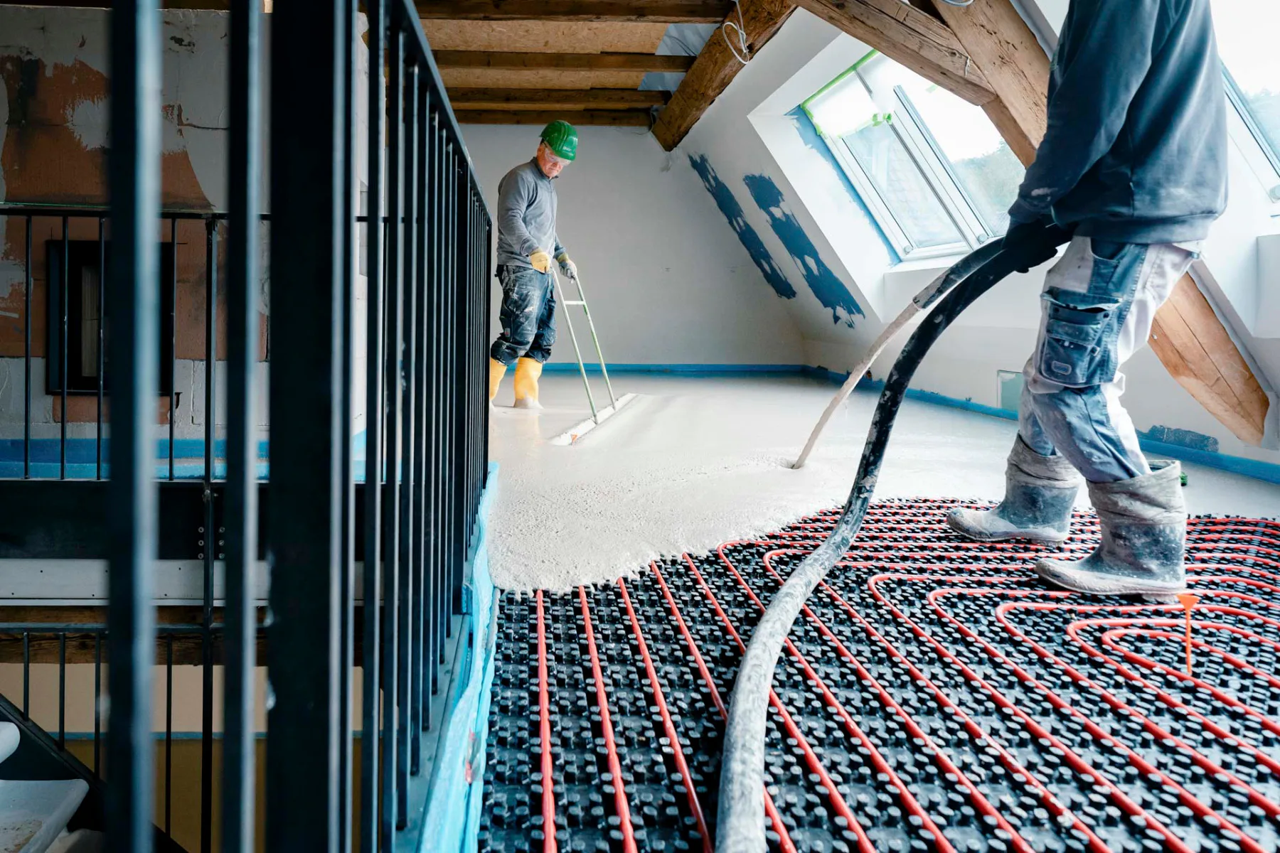 Laut Hersteller benötigt Anhyment Slim rund 40% weniger Material als herkömmliche Estriche.