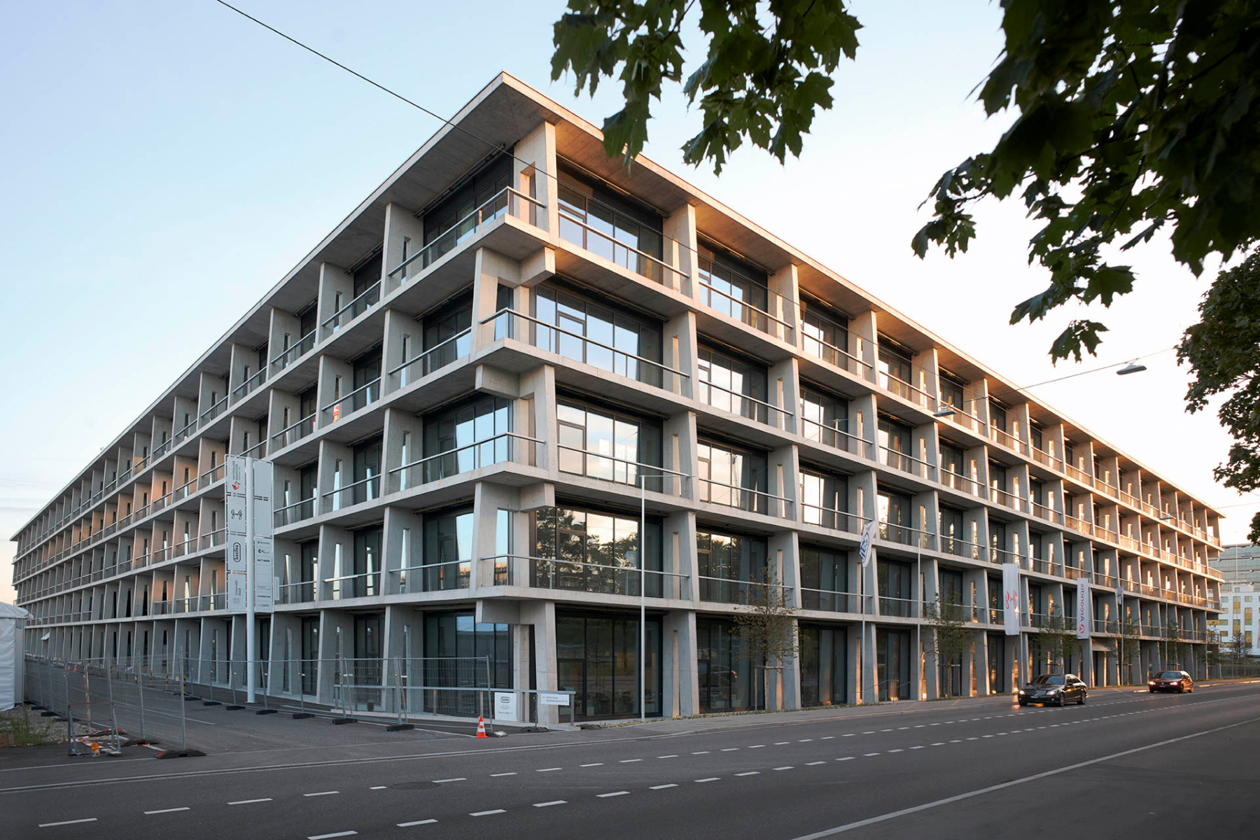 SIP Main Campus in Allschwil von Herzog & de Meuron