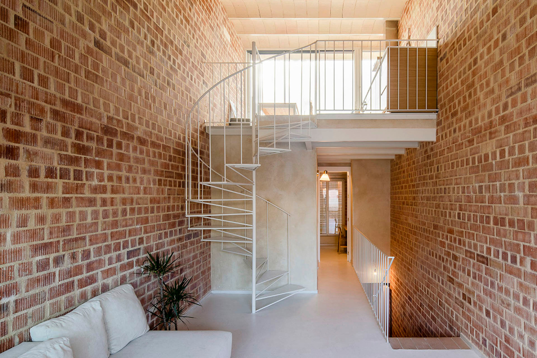 Wohnhaus in Andalusien von Eova Studio